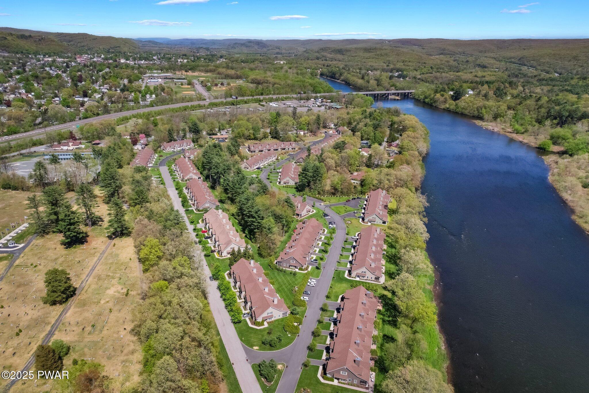 803 Macintosh Way, Matamoras, Pennsylvania image 30