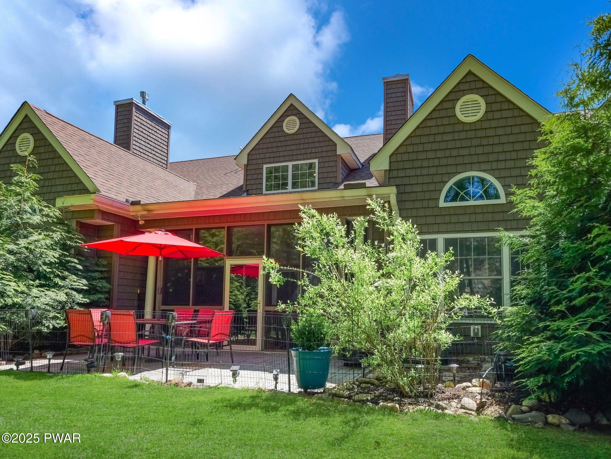 803 Macintosh Way, Matamoras, Pennsylvania image 3
