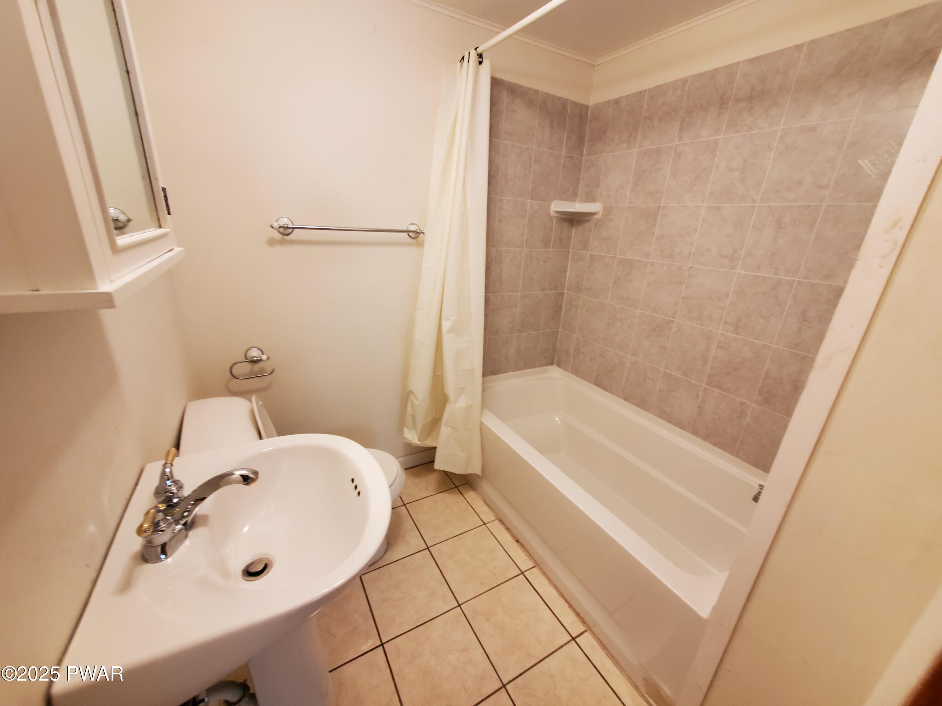103 Hickory Drive, Greentown, Pennsylvania image 22
