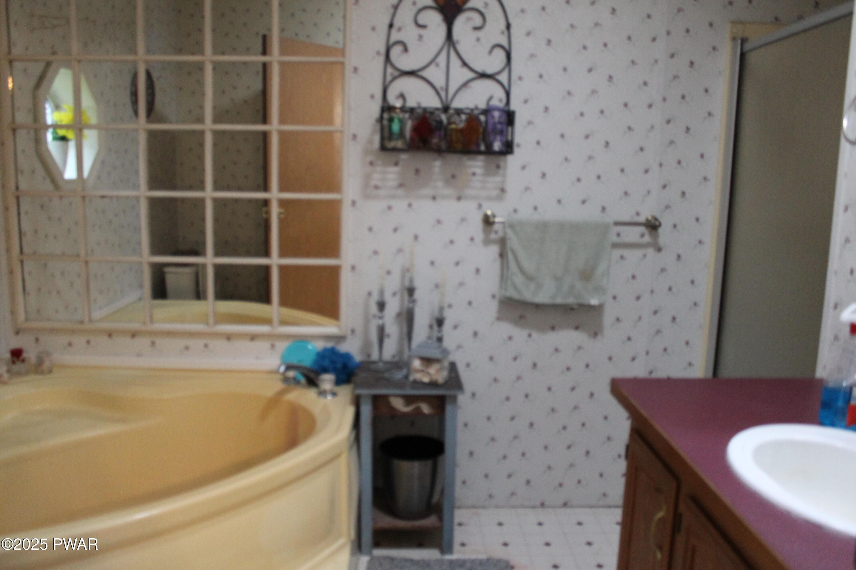 141 Hollister Drive, Moscow, Pennsylvania image 10
