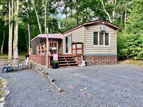 Homes For Sale - 260 Big Bass Drive<br/> Milford, PA 18337