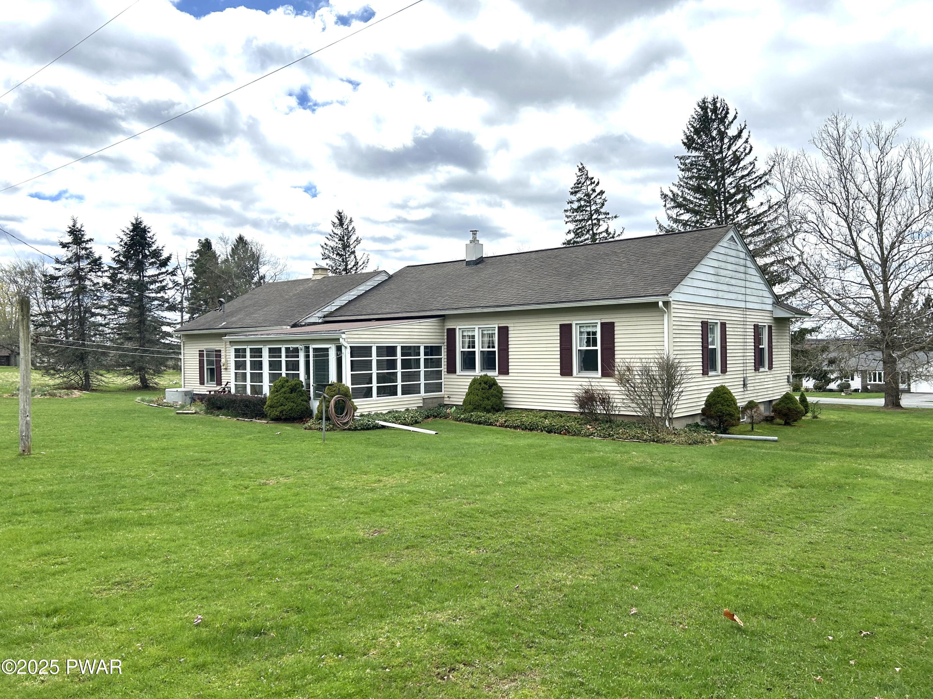 536 Ridge Avenue, Hawley, Pennsylvania image 3