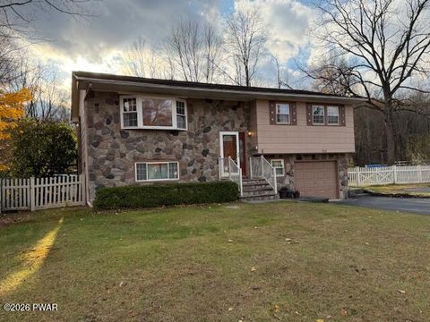 Homes For Sale - 910 2nd Street<br/> Matamoras, PA 18336