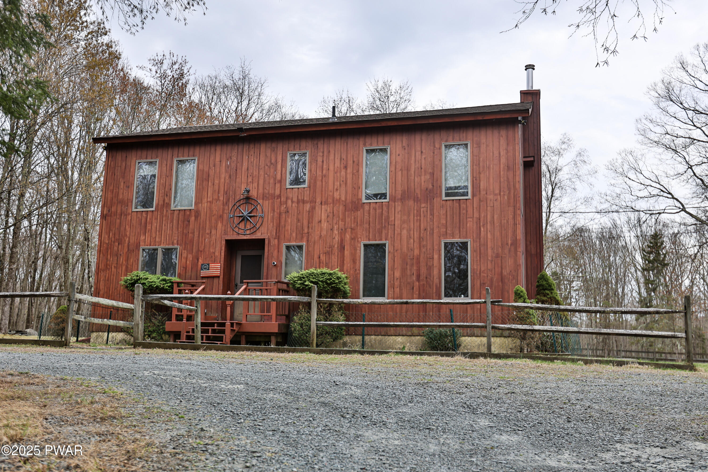117 Black Forest Drive, Milford, Pennsylvania image 1