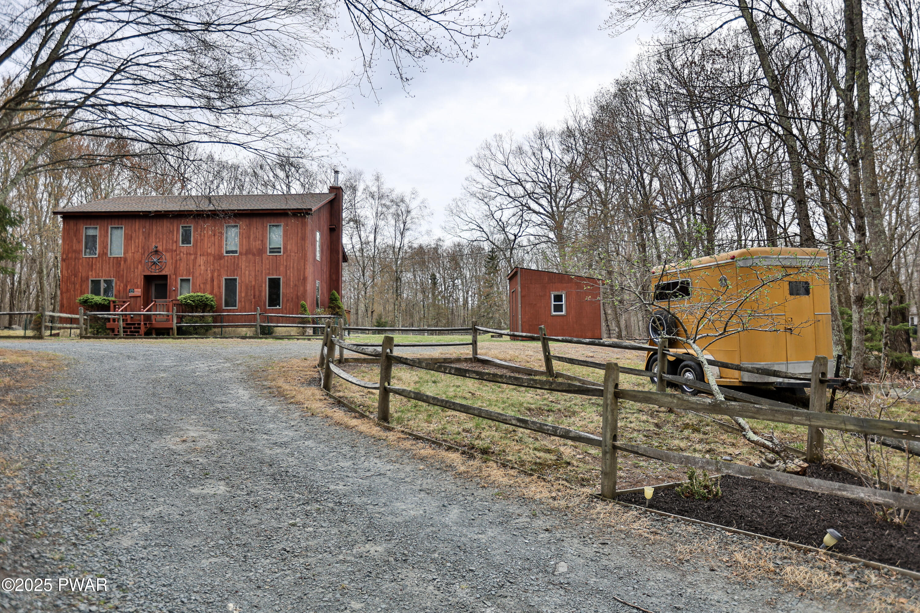 117 Black Forest Drive, Milford, Pennsylvania image 2