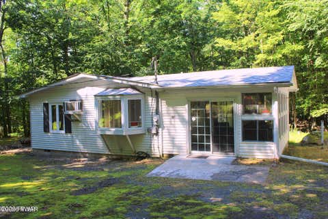 Homes For Sale - 102 Redstart Court<br/> Hawley, PA 18428