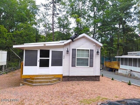 Homes For Sale - 105 Creek View Drive<br/> Milford, PA 18337