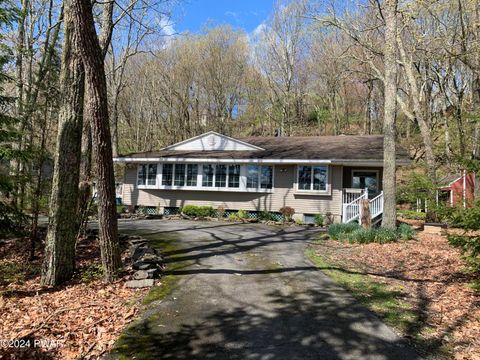 112 Lookout Drive, Lords Valley, PA 18428 - MLS#: PW240148
