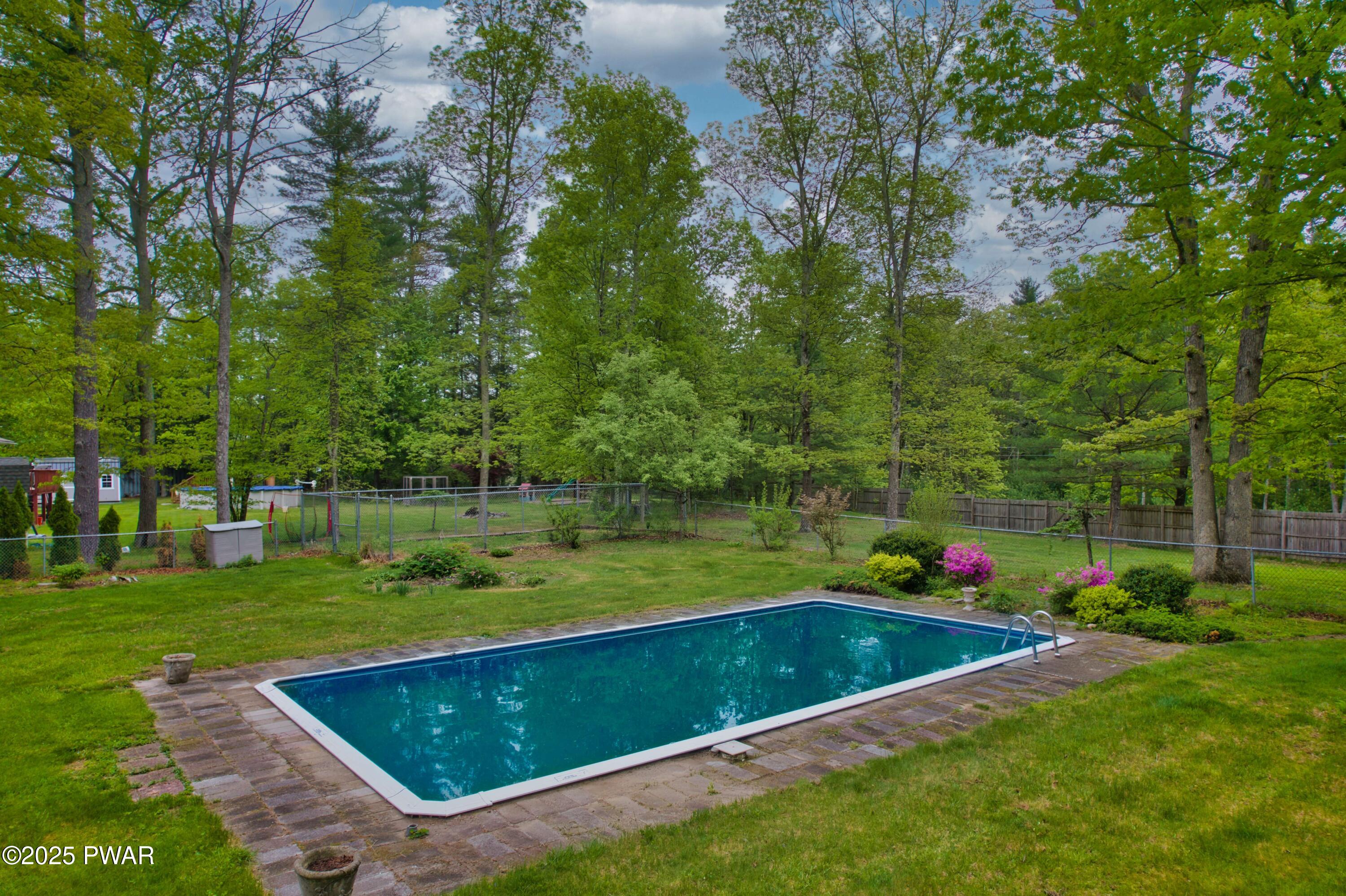 105 Fir Drive, Milford, Pennsylvania image 9