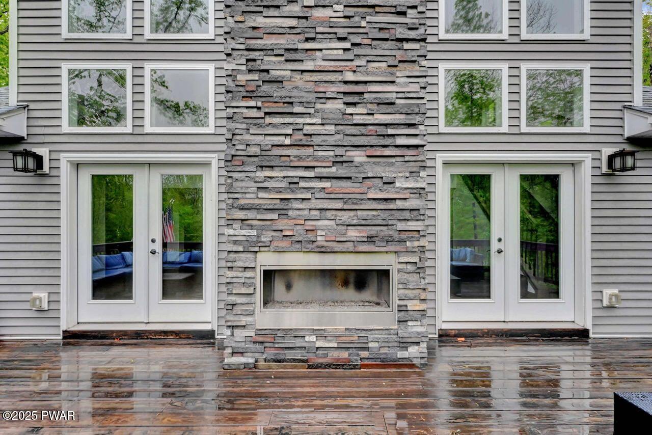 142 Lamplighter Lane, Lackawaxen, Pennsylvania image 2