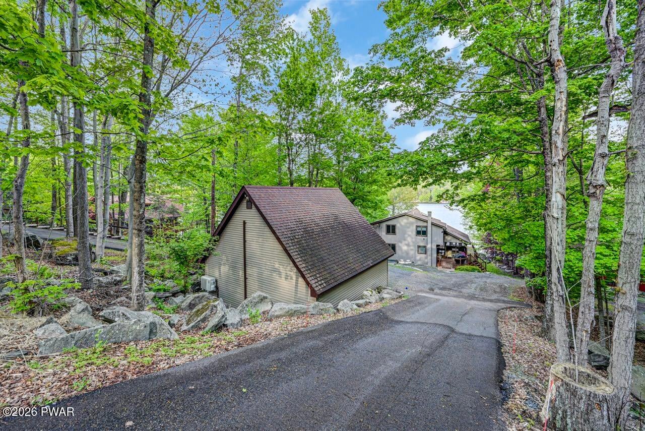 1206 Lakeview Dr W, Lake Ariel, PA, 18436, USA, 4 Bedrooms Bedrooms, ,3 BathroomsBathrooms,Residential,Active,1206 Lakeview Dr W,PW261487
