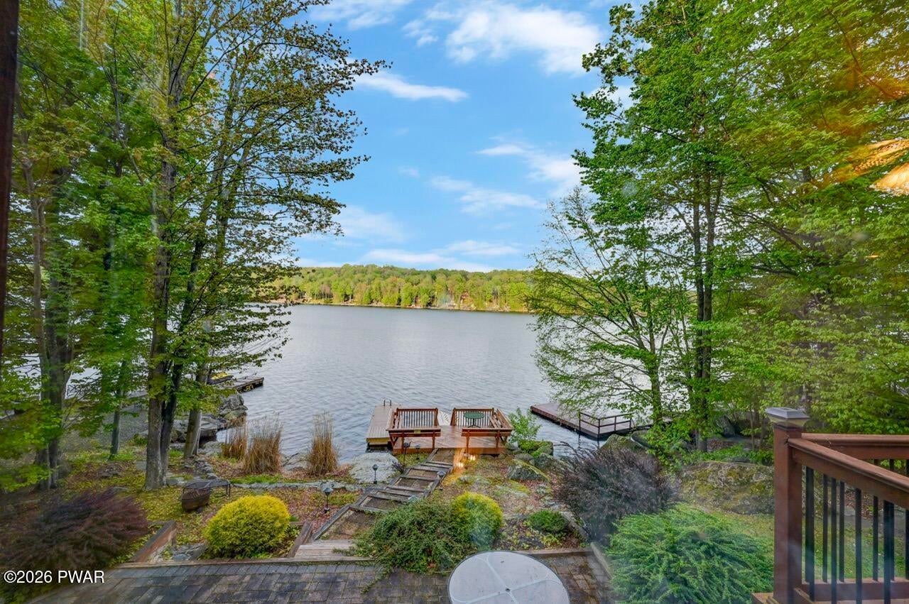 1206 Lakeview Dr W, Lake Ariel, PA, 18436, USA, 4 Bedrooms Bedrooms, ,3 BathroomsBathrooms,Residential,Active,1206 Lakeview Dr W,PW261487