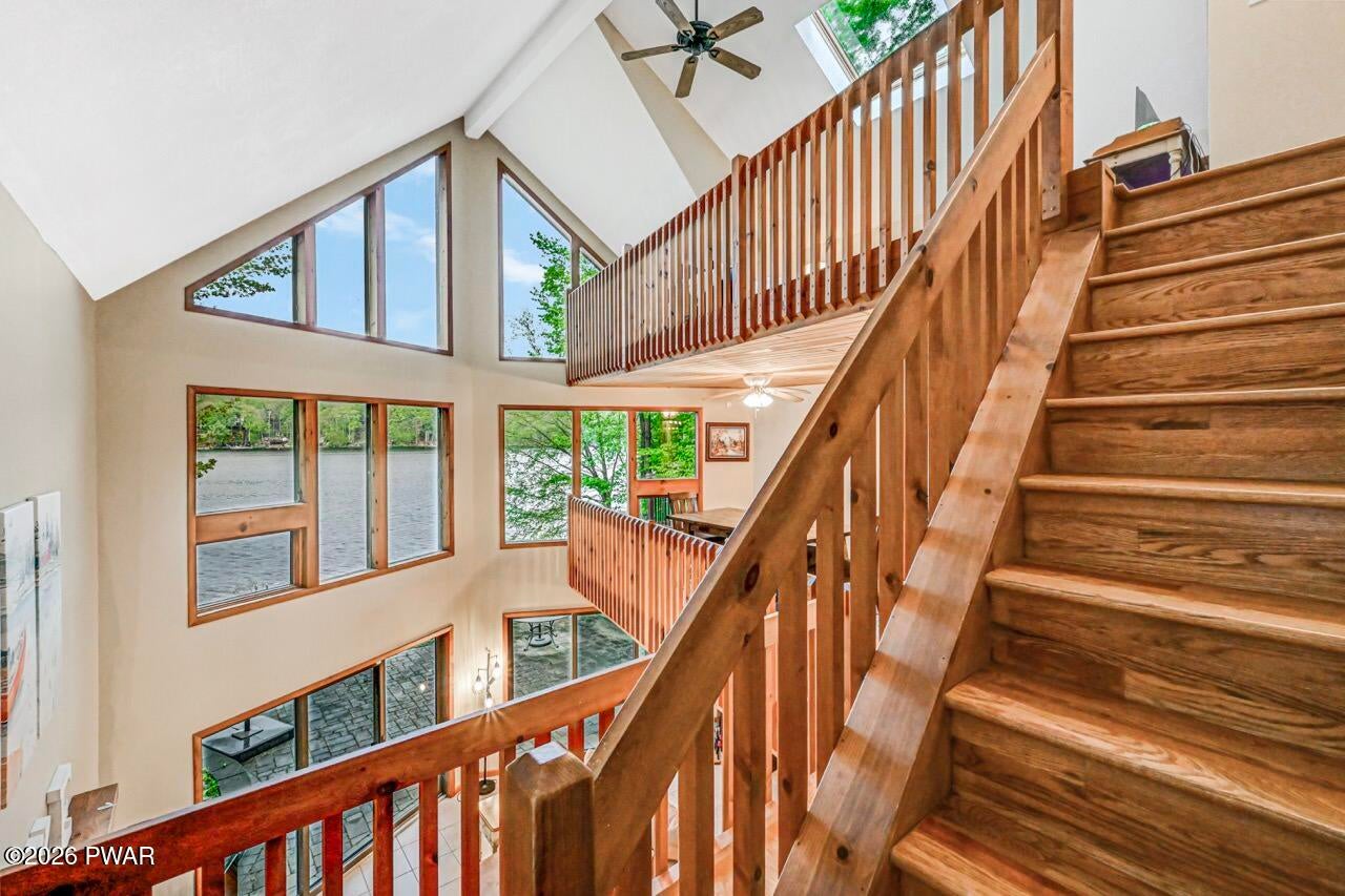 1206 Lakeview Dr W, Lake Ariel, PA, 18436, USA, 4 Bedrooms Bedrooms, ,3 BathroomsBathrooms,Residential,Active,1206 Lakeview Dr W,PW261487