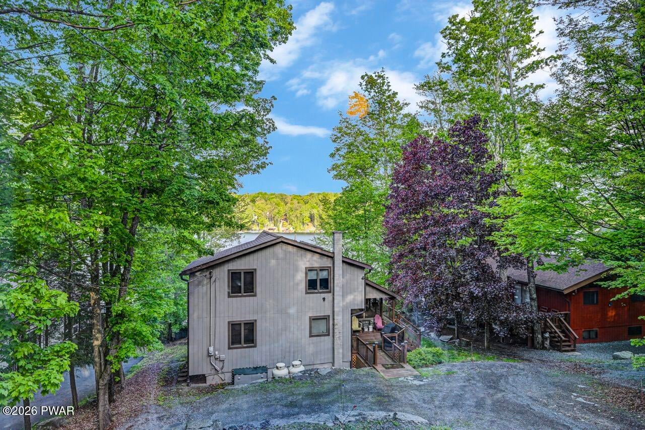 1206 Lakeview Dr W, Lake Ariel, PA, 18436, USA, 4 Bedrooms Bedrooms, ,3 BathroomsBathrooms,Residential,Active,1206 Lakeview Dr W,PW261487