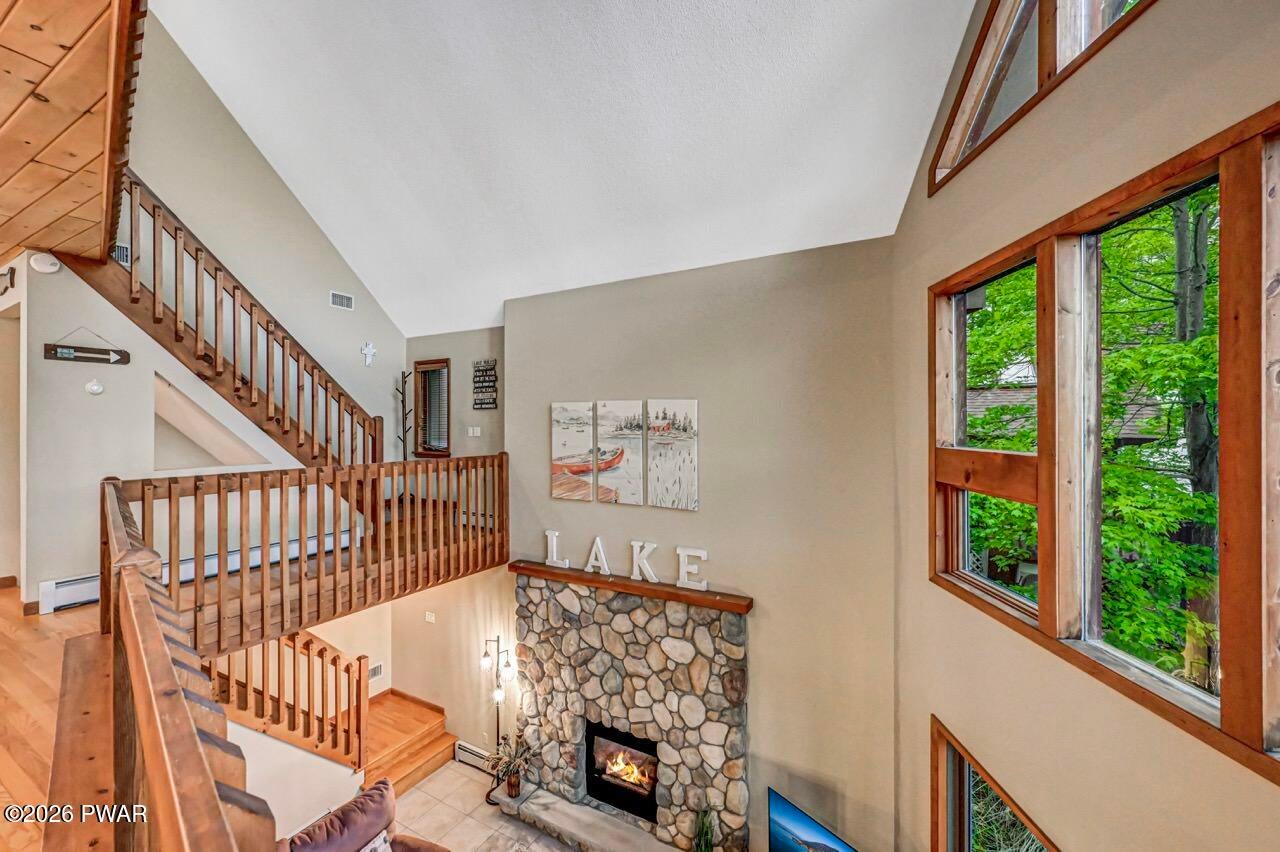 1206 Lakeview Dr W, Lake Ariel, PA, 18436, USA, 4 Bedrooms Bedrooms, ,3 BathroomsBathrooms,Residential,Active,1206 Lakeview Dr W,PW261487