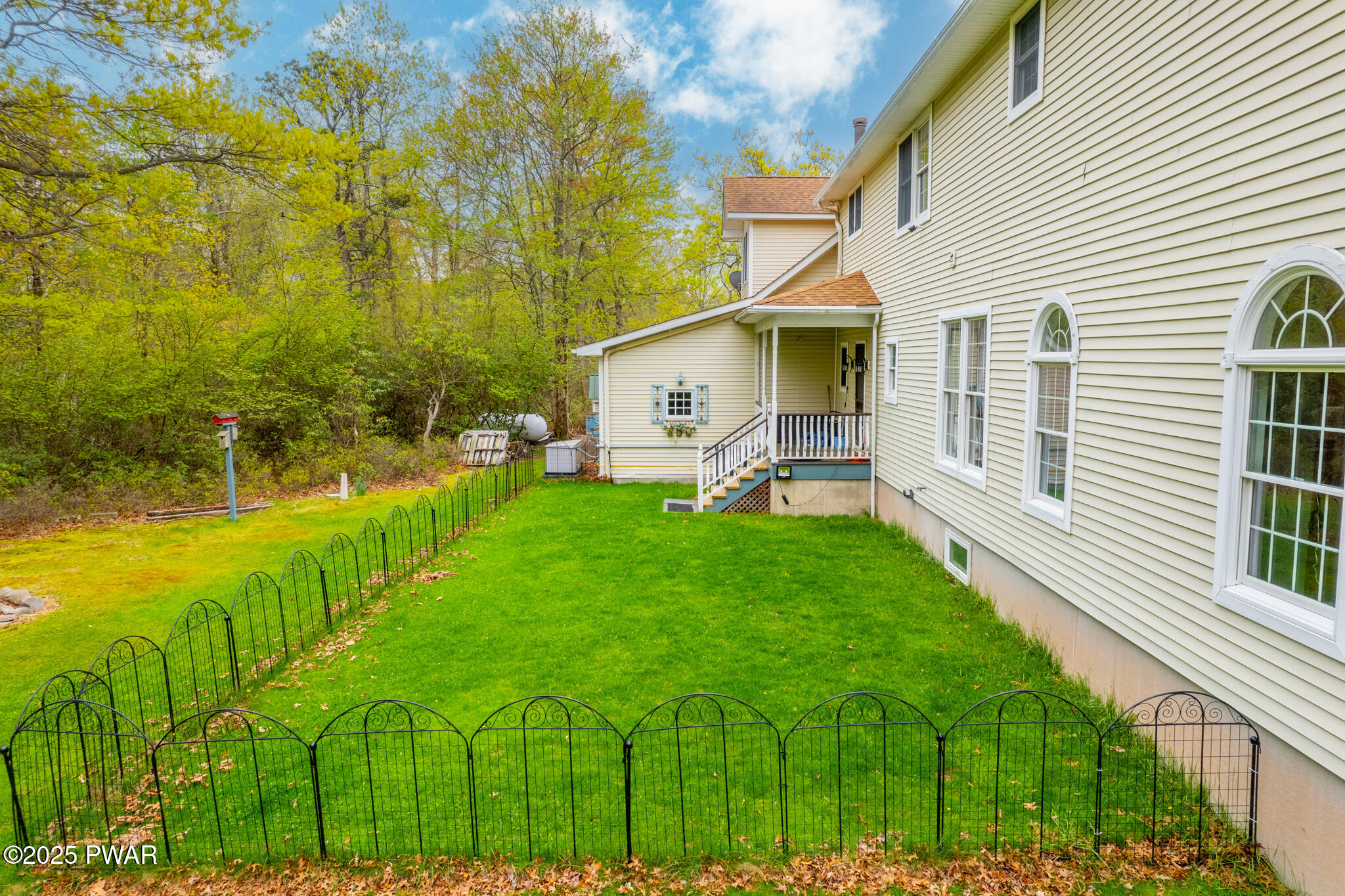 302 Oneida Way, Milford, Pennsylvania image 13