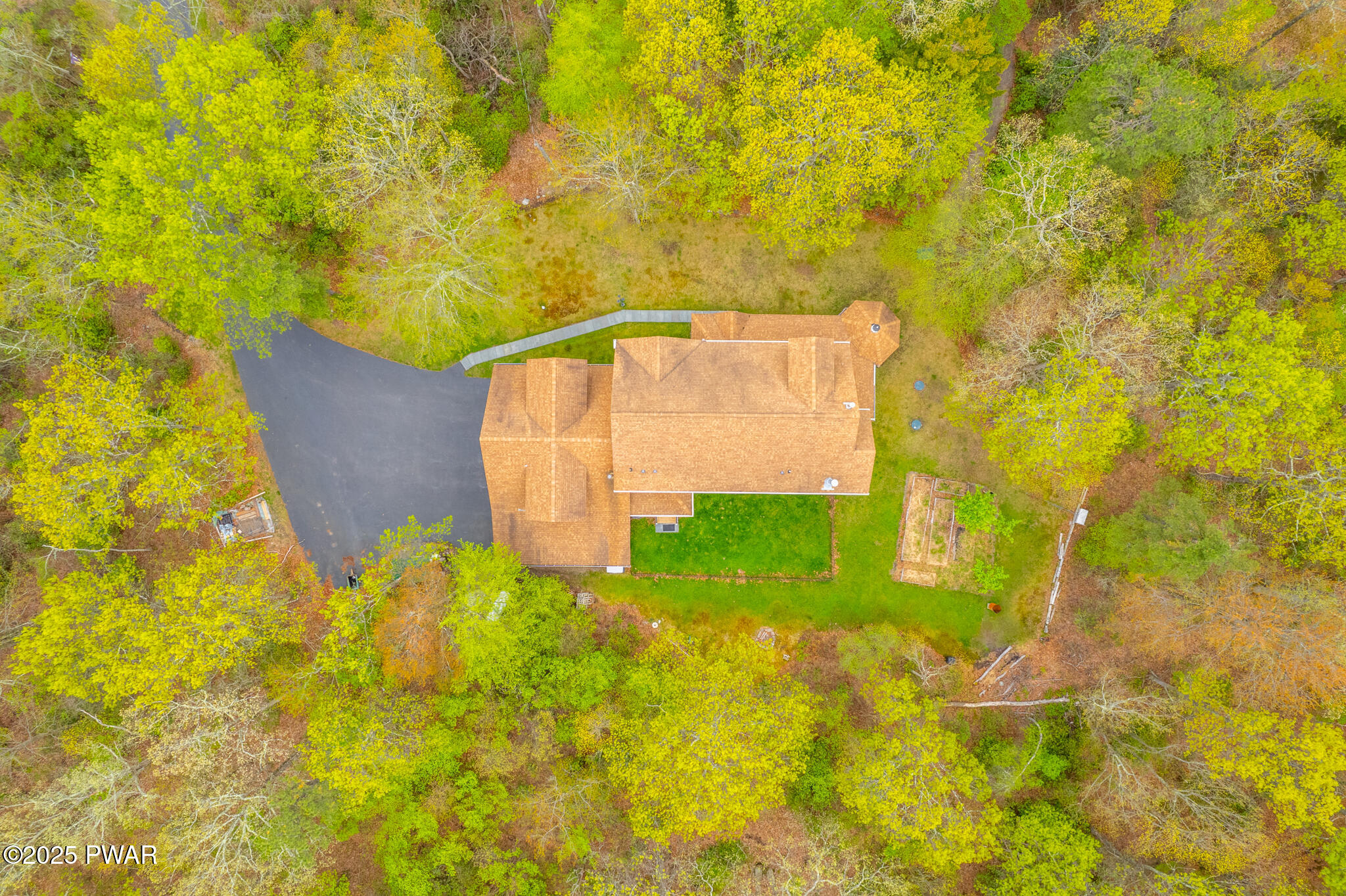 302 Oneida Way, Milford, Pennsylvania image 10