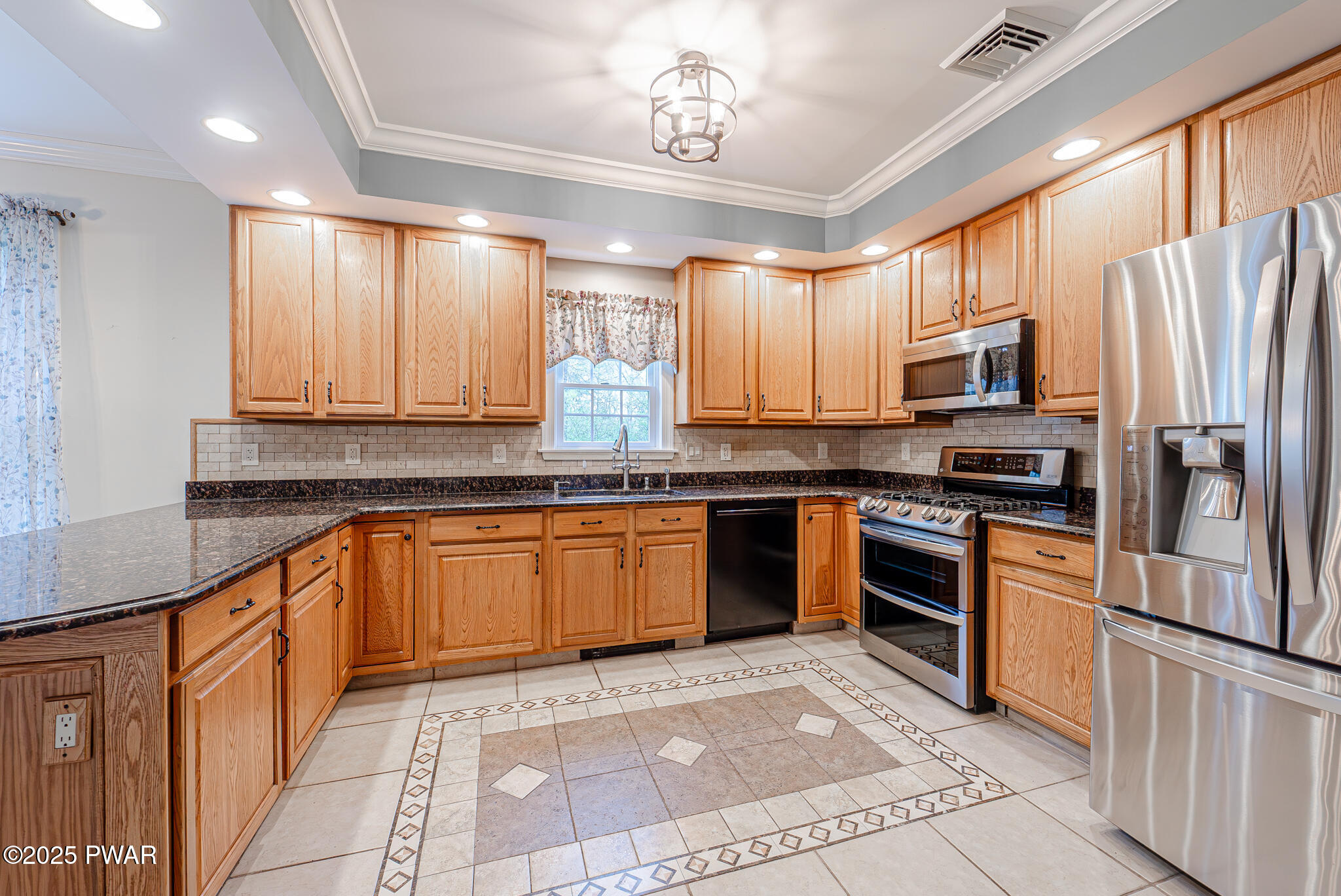 302 Oneida Way, Milford, Pennsylvania image 23