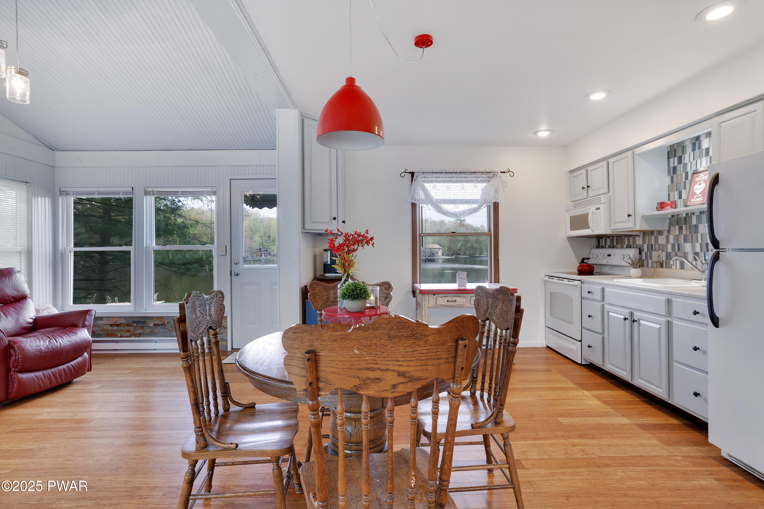153 E Shore Drive, Dingmans Ferry, Pennsylvania image 15