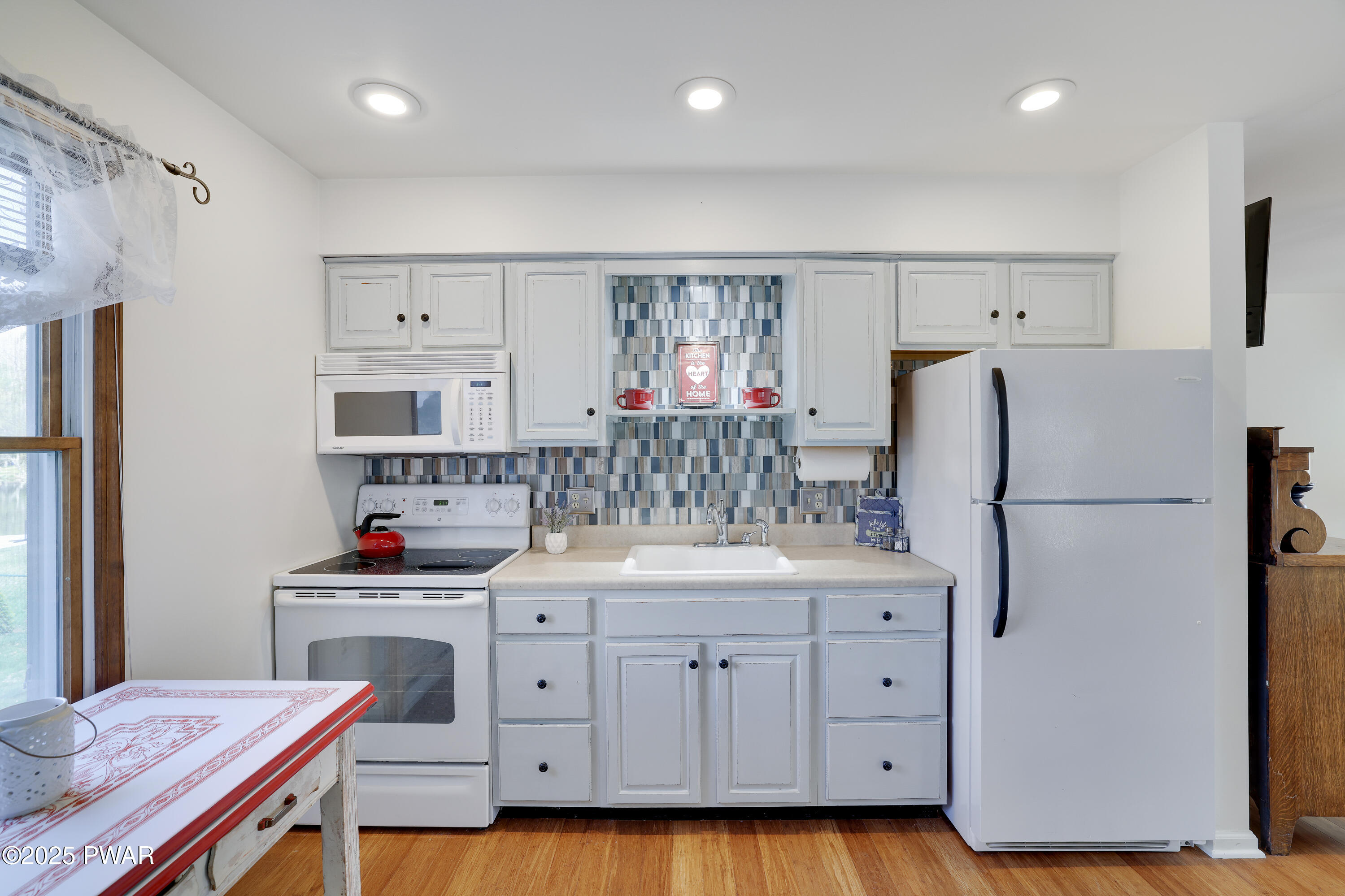 153 E Shore Drive, Dingmans Ferry, Pennsylvania image 18