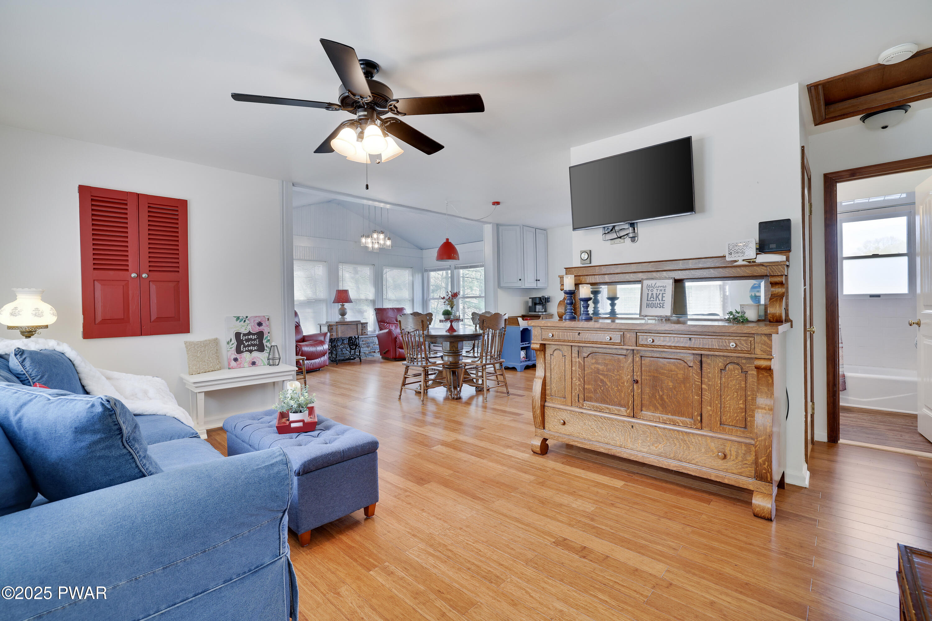153 E Shore Drive, Dingmans Ferry, Pennsylvania image 14