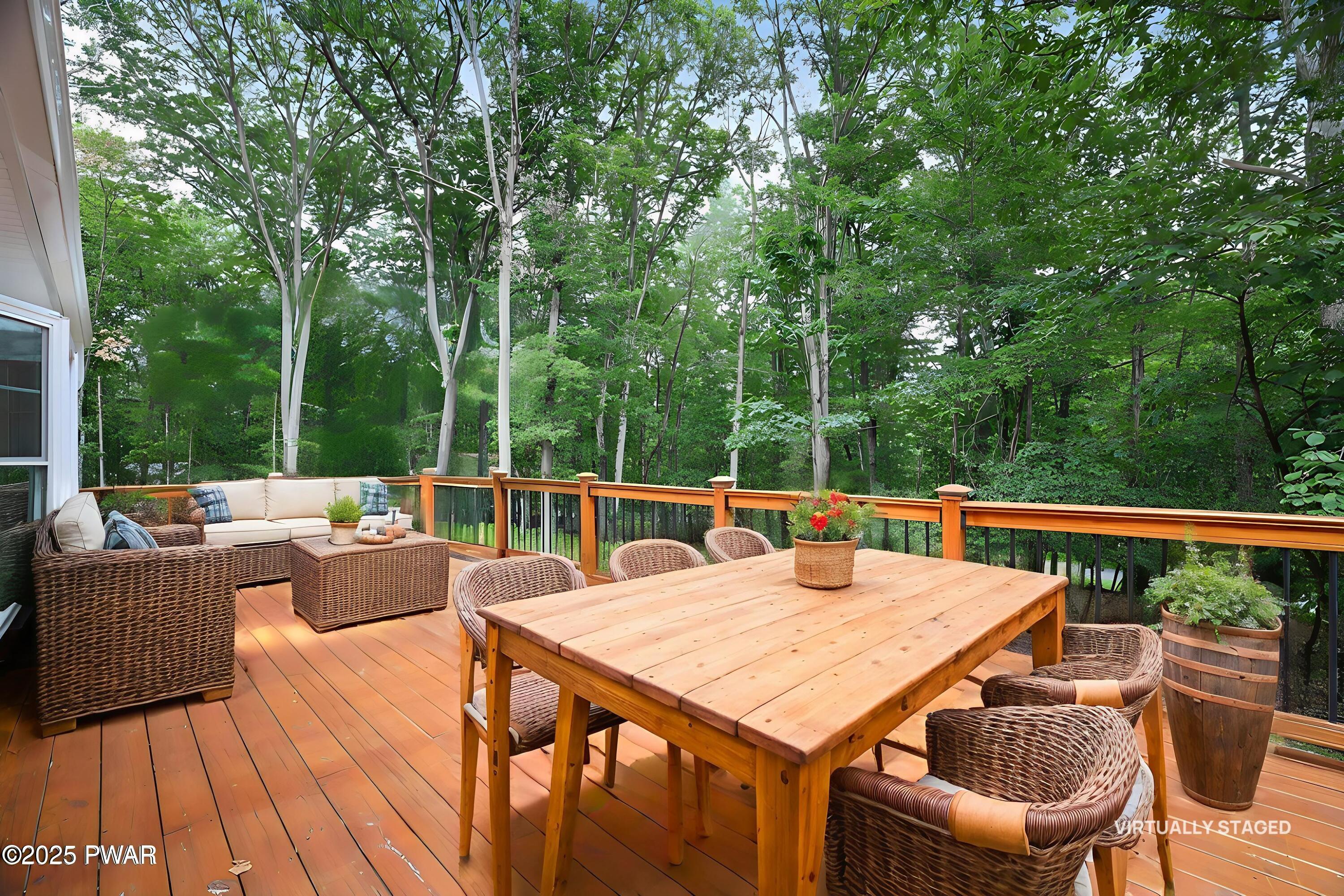 Hawley, Pennsylvania 18428, United States, 3 Bedrooms Bedrooms, ,2 BathroomsBathrooms,Residential,Active,195882