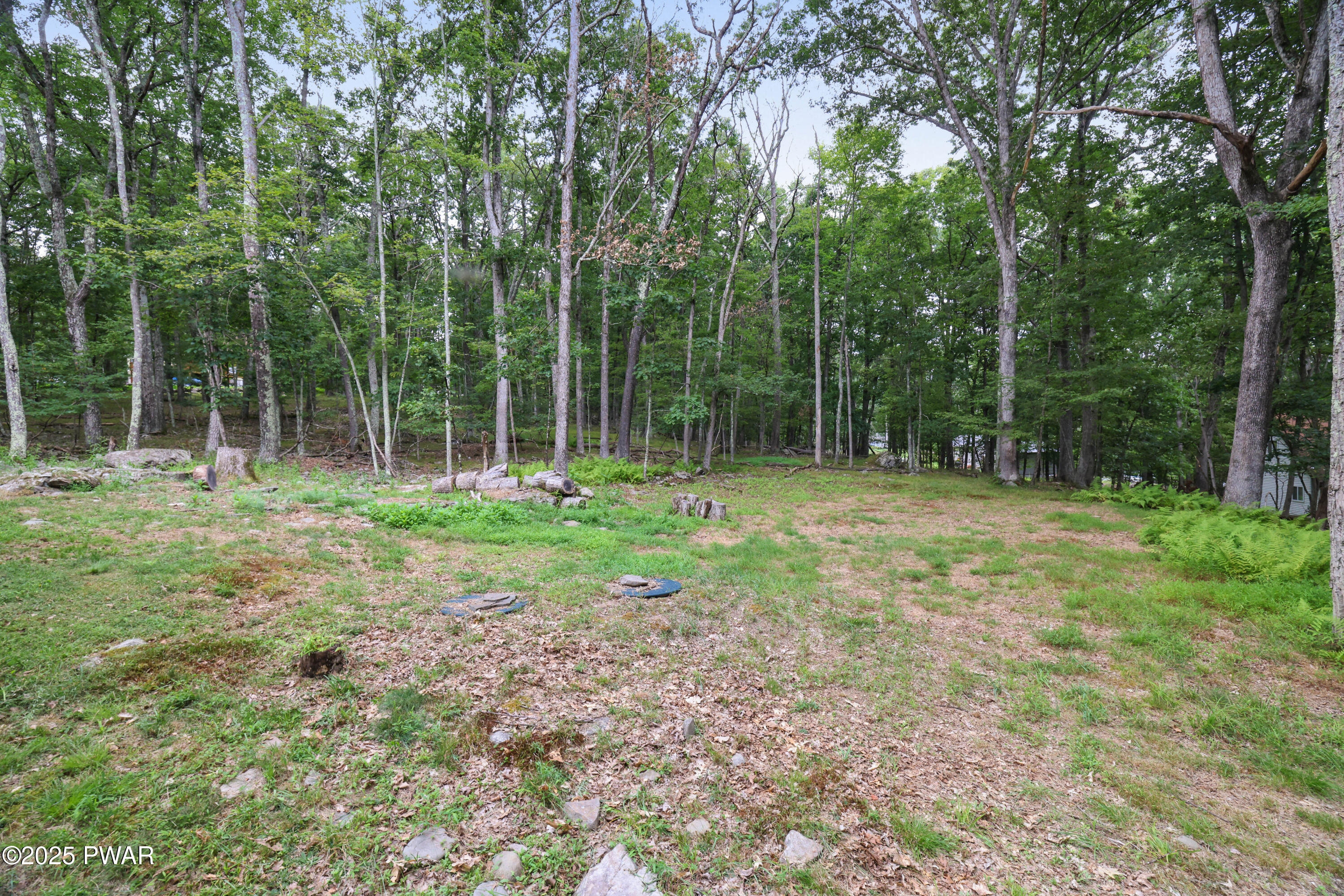 Hawley, Pennsylvania 18428, United States, 3 Bedrooms Bedrooms, ,2 BathroomsBathrooms,Residential,Active,195882