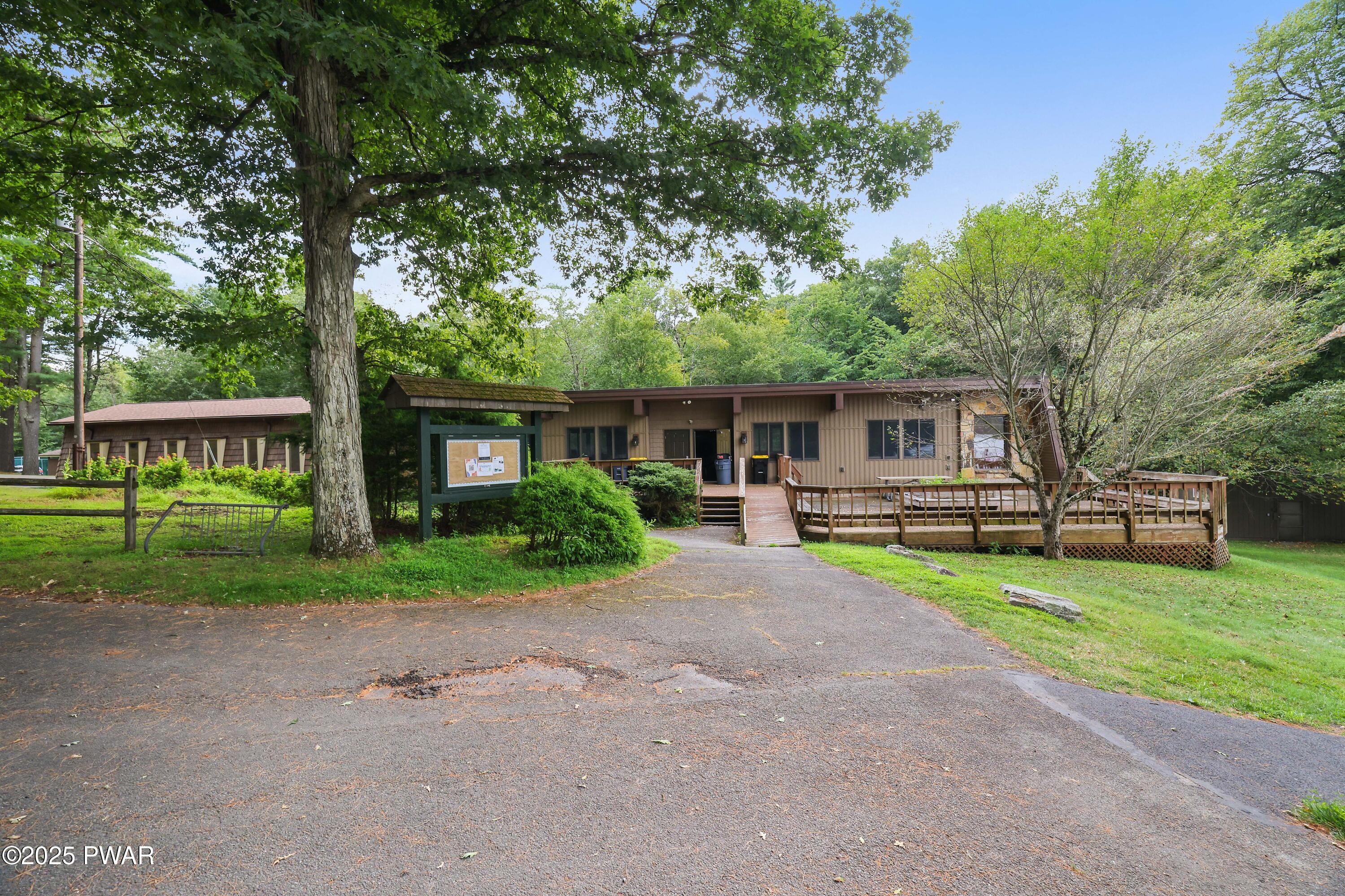 Hawley, Pennsylvania 18428, United States, 3 Bedrooms Bedrooms, ,2 BathroomsBathrooms,Residential,Active,195882