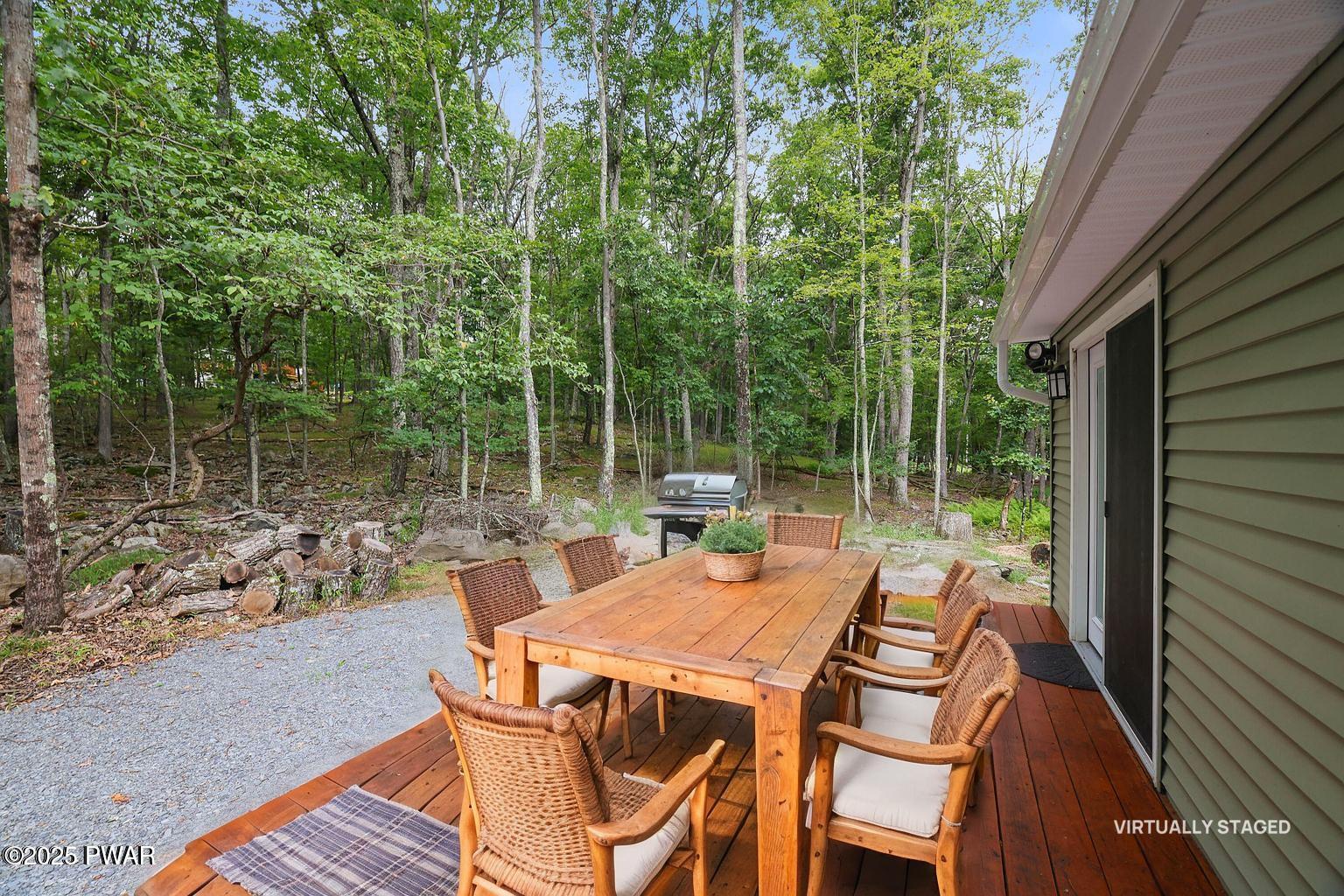 Hawley, Pennsylvania 18428, United States, 3 Bedrooms Bedrooms, ,2 BathroomsBathrooms,Residential,Active,195882