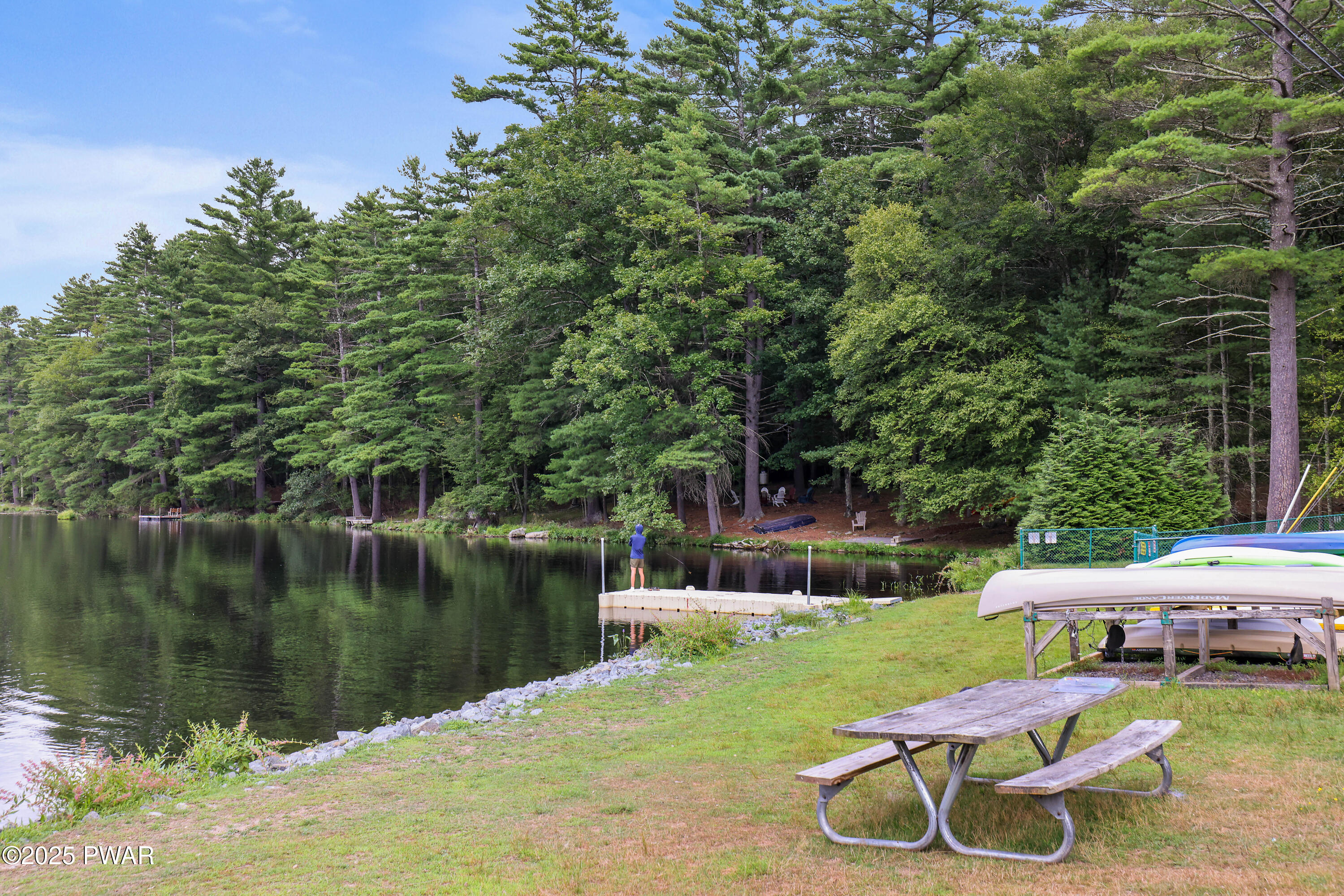 Hawley, Pennsylvania 18428, United States, 3 Bedrooms Bedrooms, ,2 BathroomsBathrooms,Residential,Active,195882