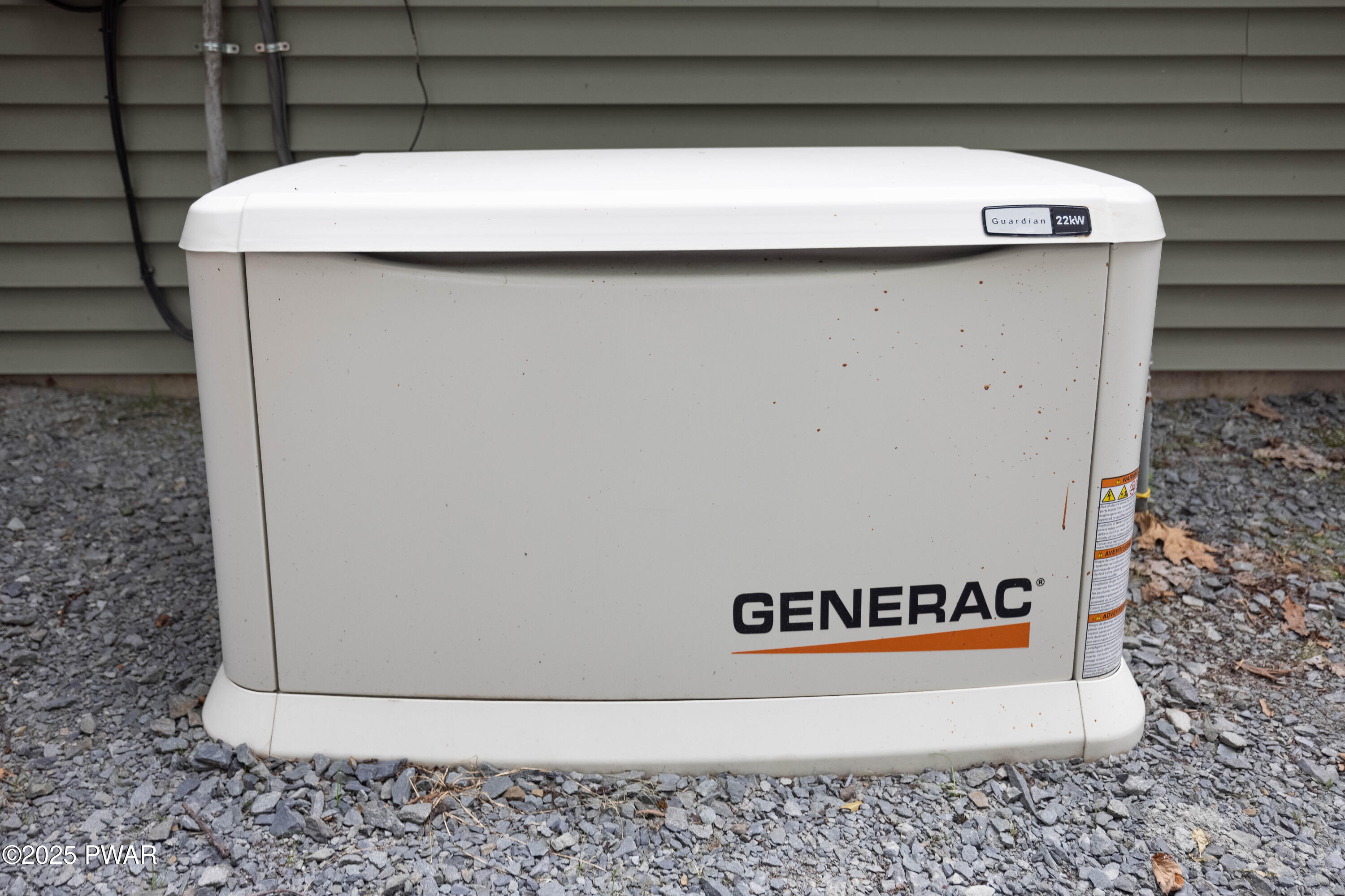 Hawley, Pennsylvania 18428, United States, 3 Bedrooms Bedrooms, ,2 BathroomsBathrooms,Residential,Active,195882