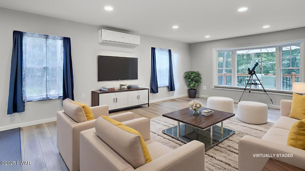 Hawley, Pennsylvania 18428, United States, 3 Bedrooms Bedrooms, ,2 BathroomsBathrooms,Residential,Active,195882