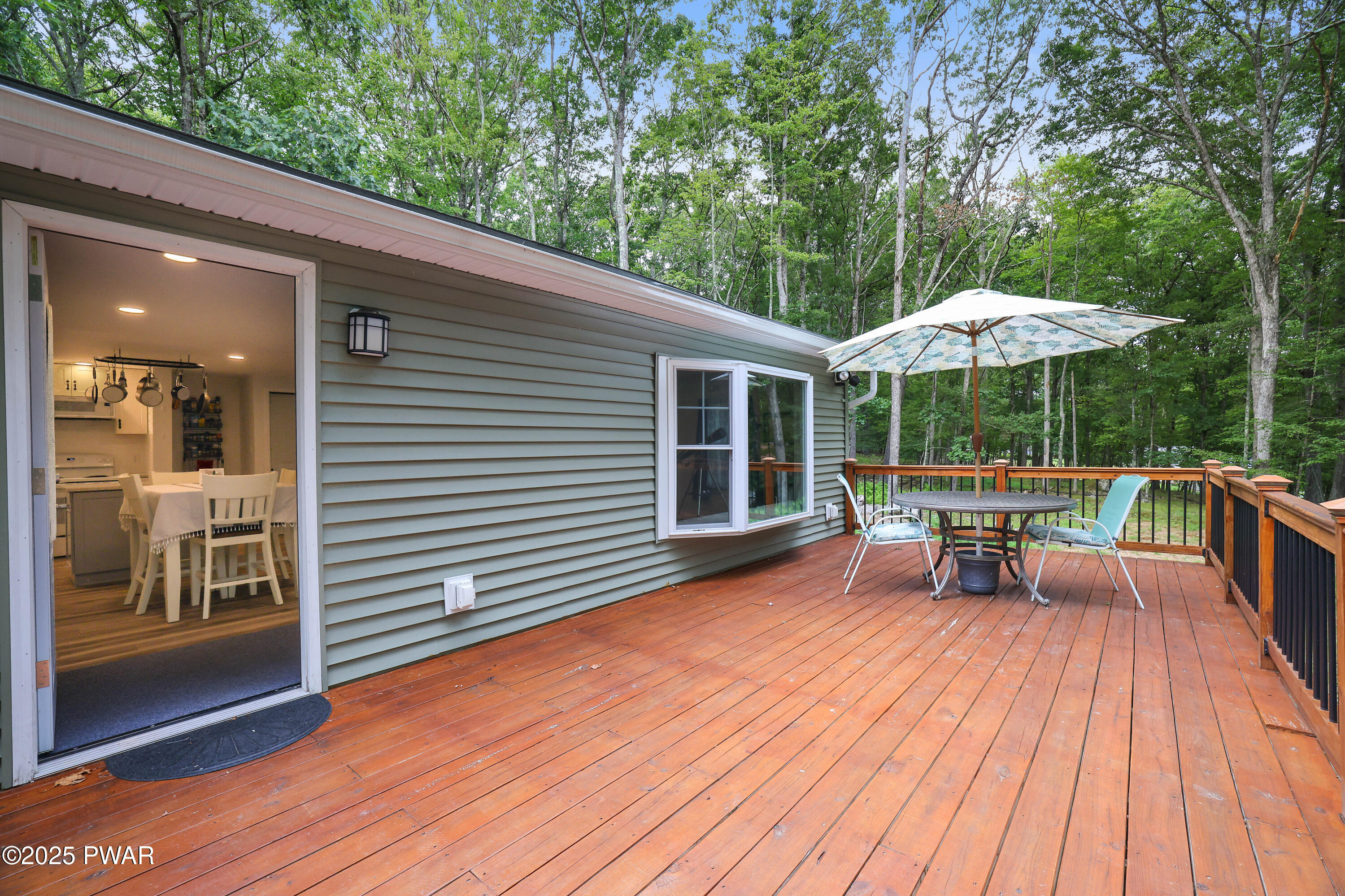 Hawley, Pennsylvania 18428, United States, 3 Bedrooms Bedrooms, ,2 BathroomsBathrooms,Residential,Active,195882