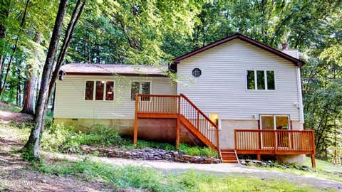 Homes For Sale - 303 Otter Court<br/> Bushkill, PA 18324