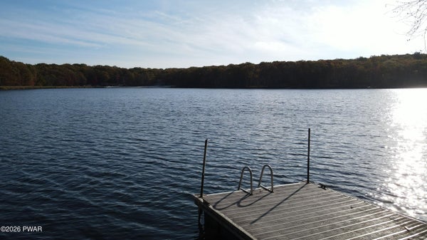 101 CORRAL LN, HAWLEY, PA 18428 - Image 5783c059dae6b57b2ed12d173db1f06e/540778977