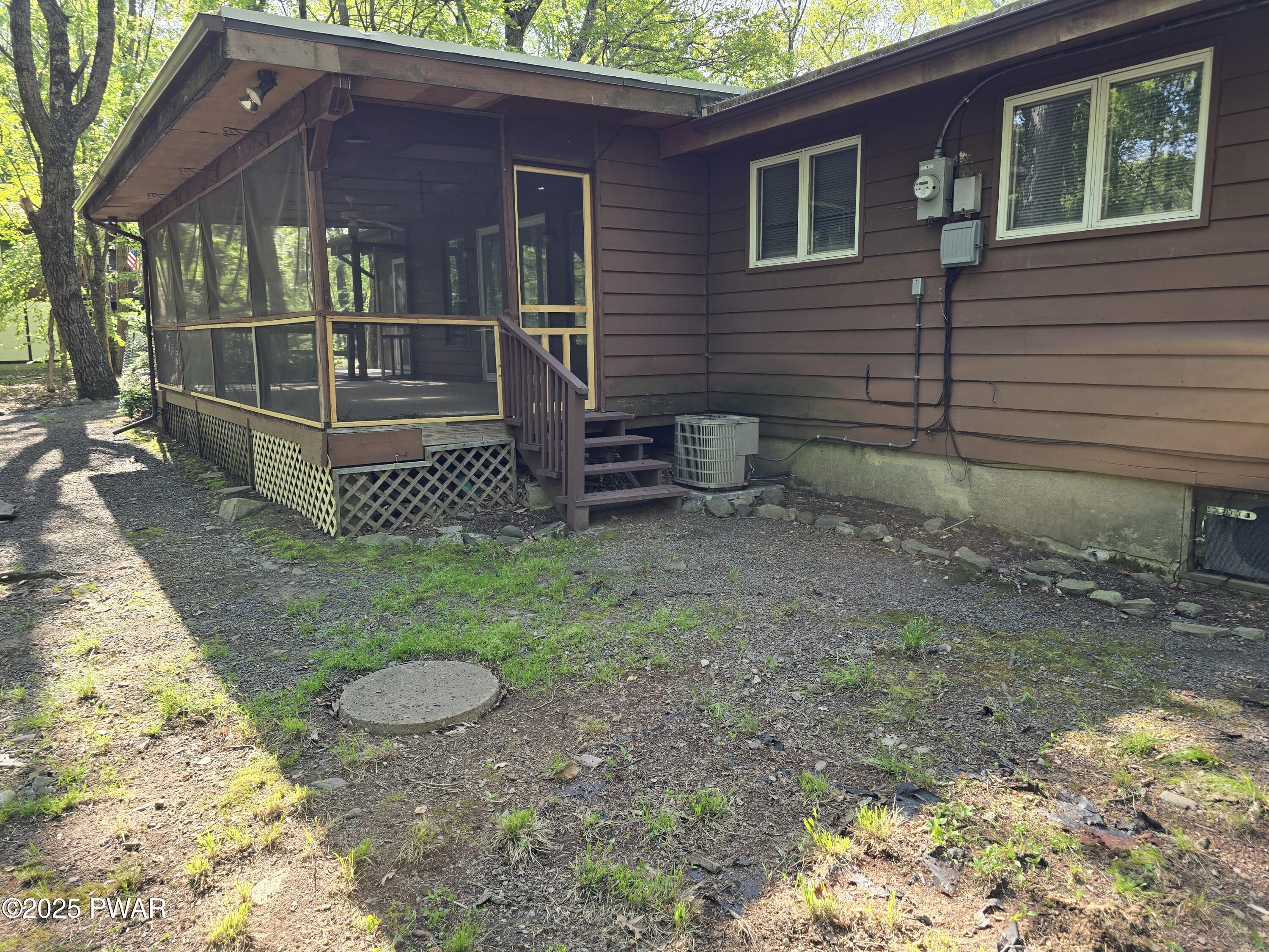 803 Lariat Court, Hawley, Pennsylvania image 2