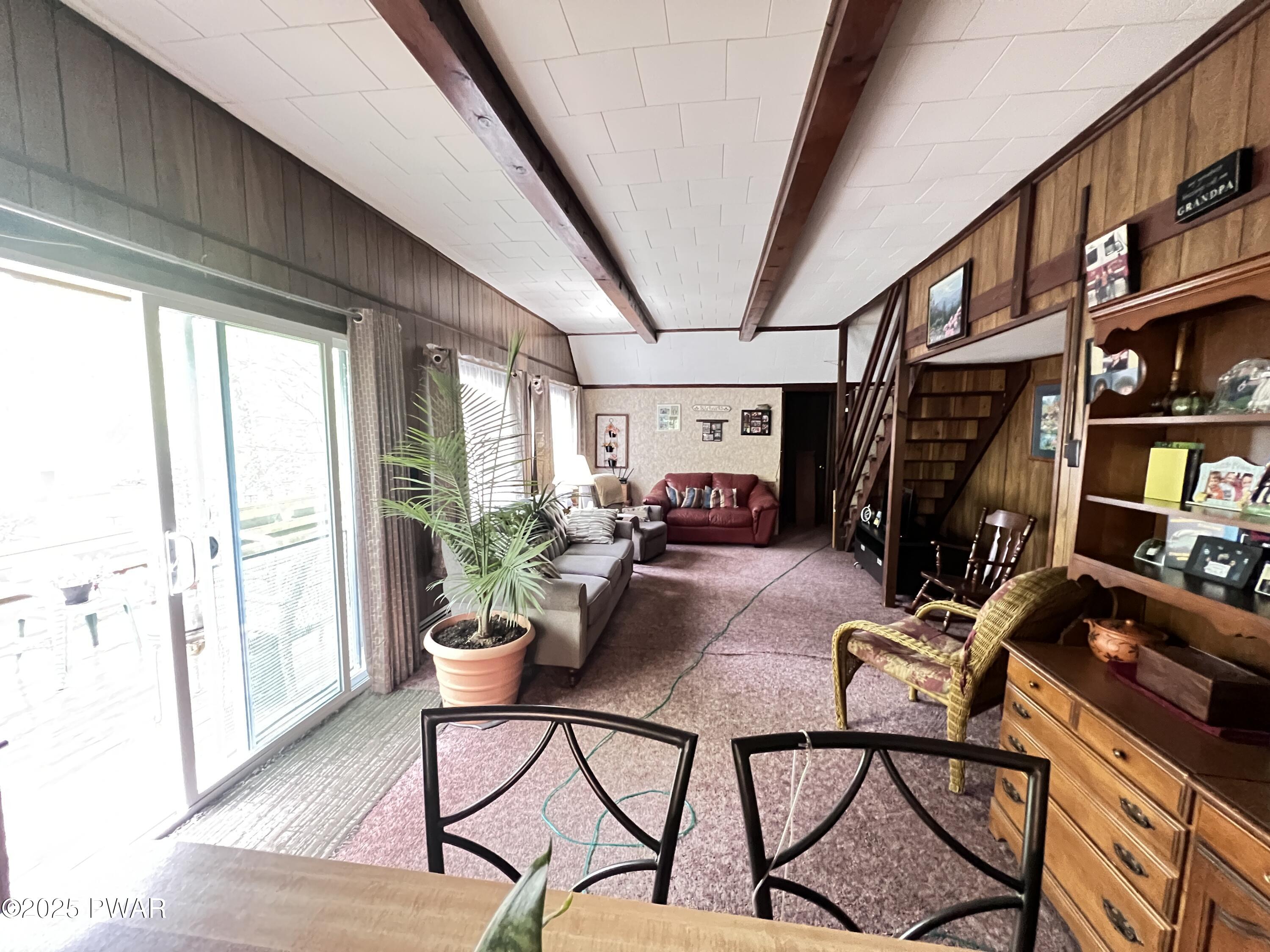 124 Roundhill Road, Dingmans Ferry, Pennsylvania image 8