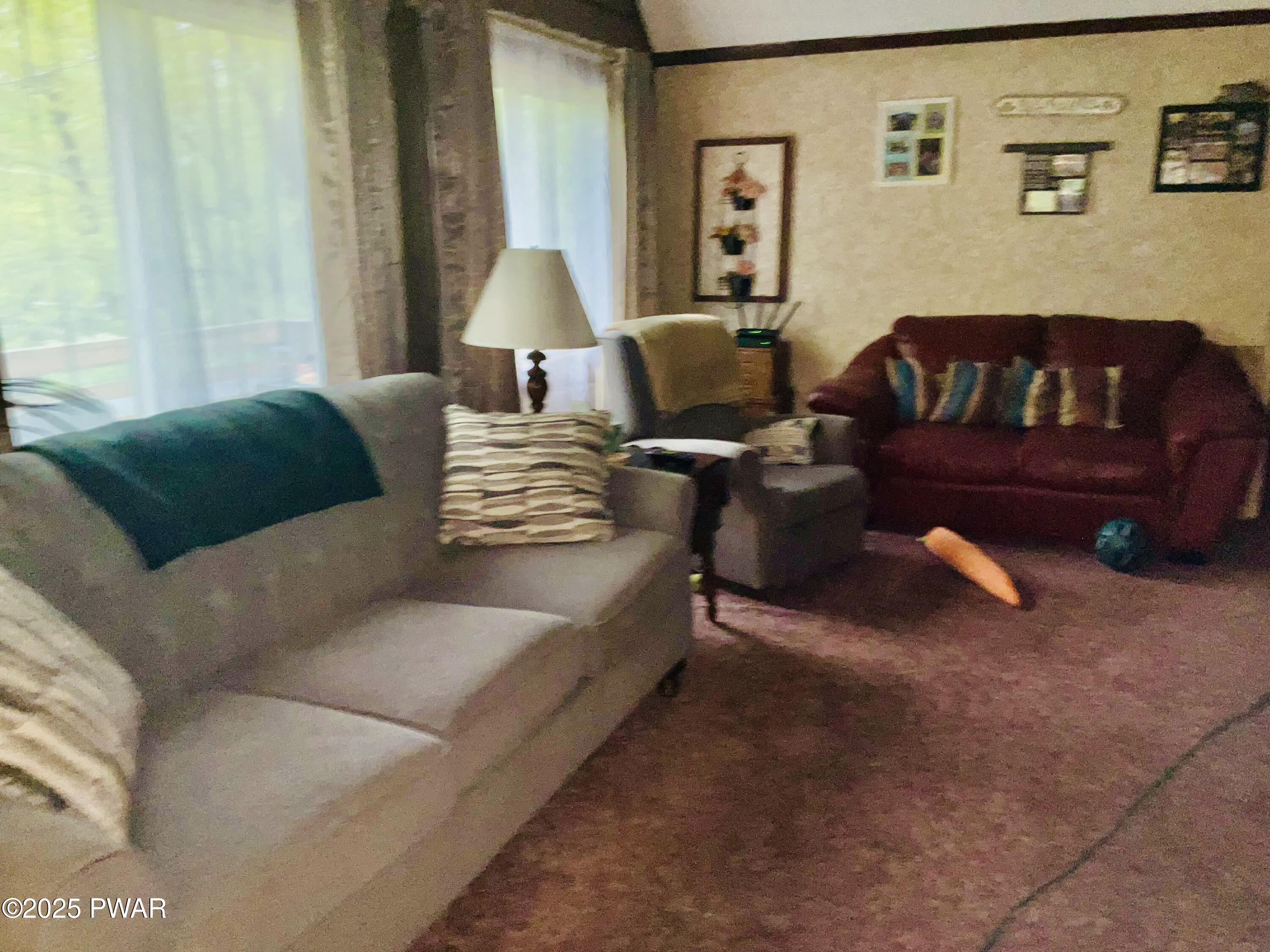 124 Roundhill Road, Dingmans Ferry, Pennsylvania image 6