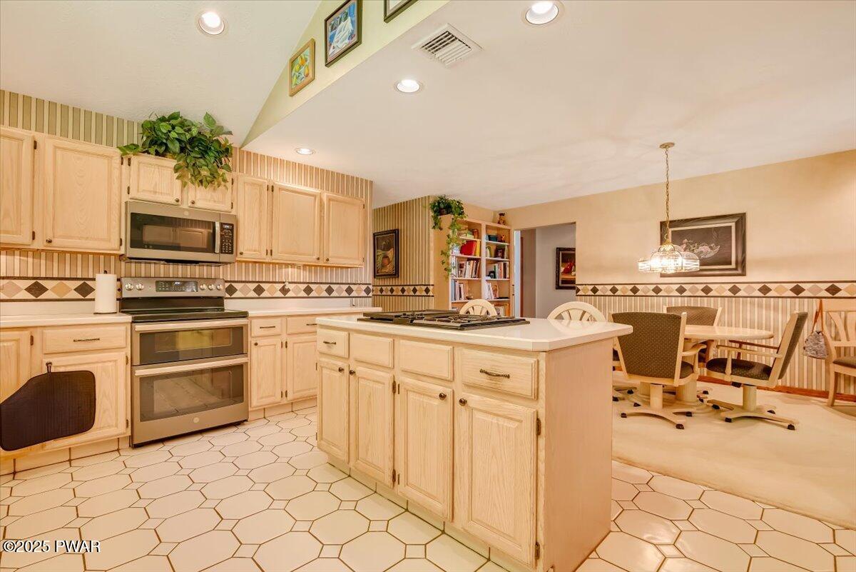 132 Rosewood Drive, Greentown, Pennsylvania image 26
