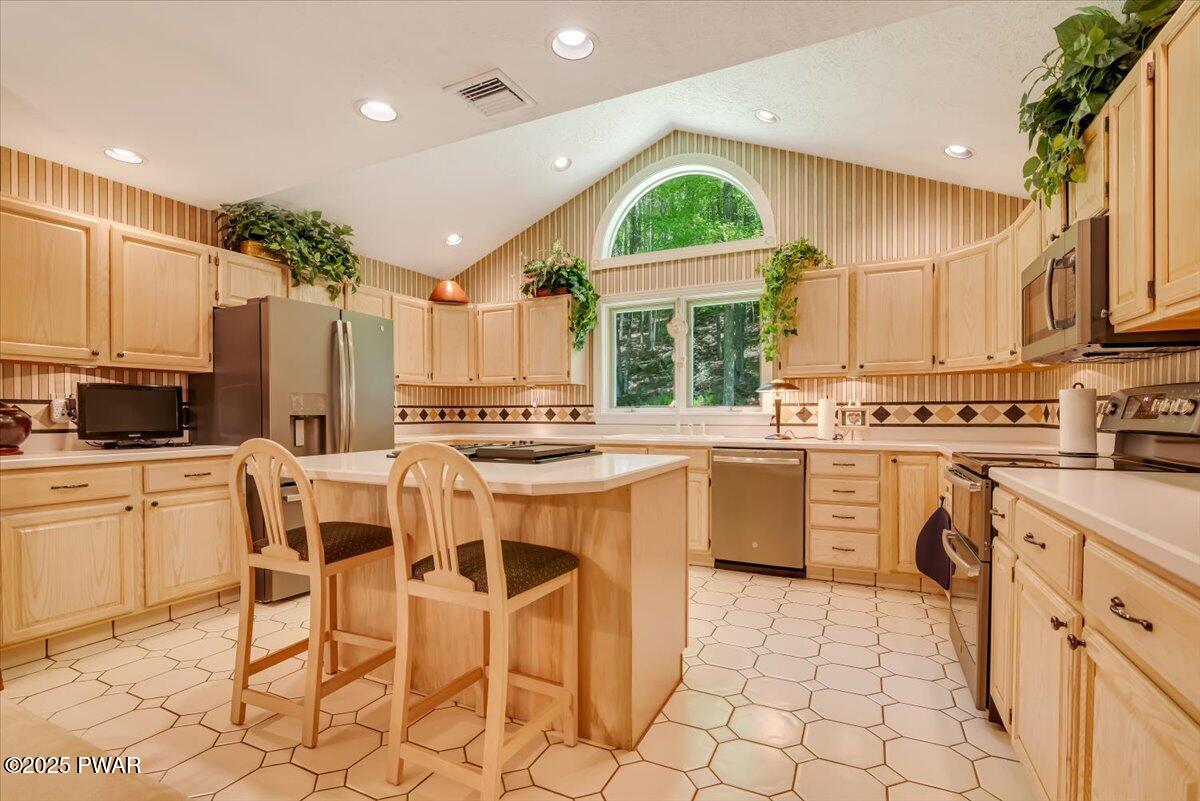 132 Rosewood Drive, Greentown, Pennsylvania image 20