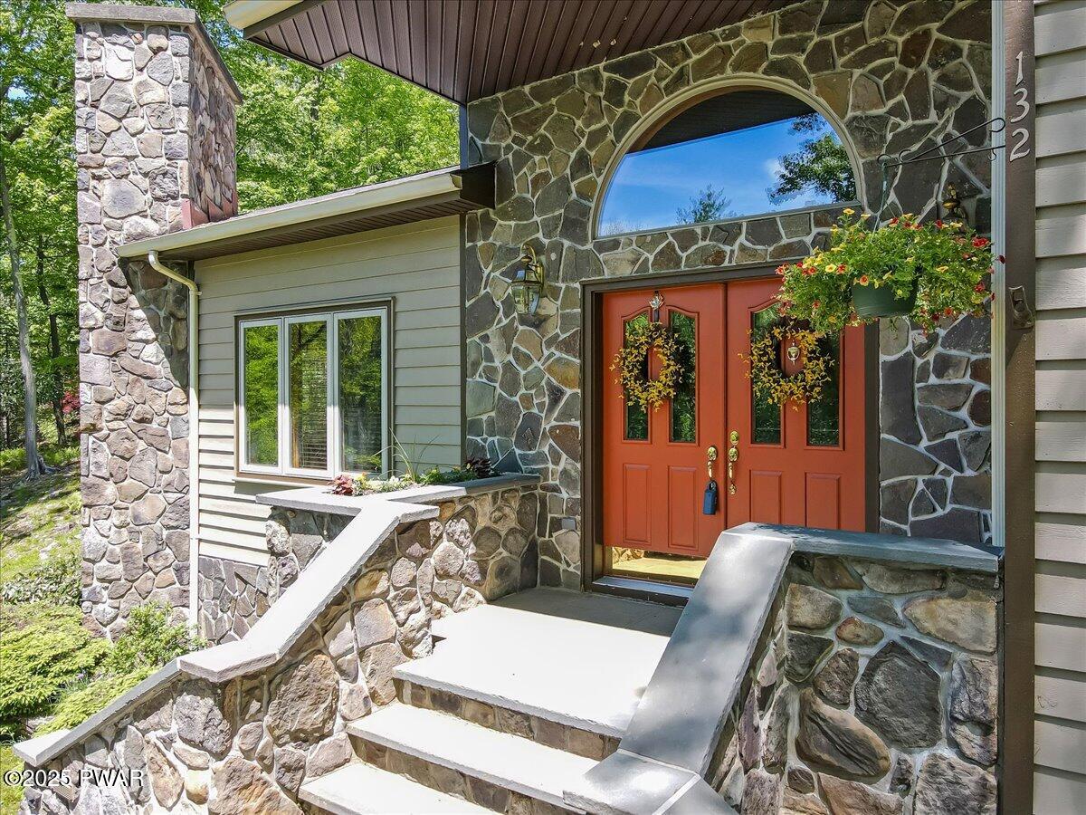132 Rosewood Drive, Greentown, Pennsylvania image 9