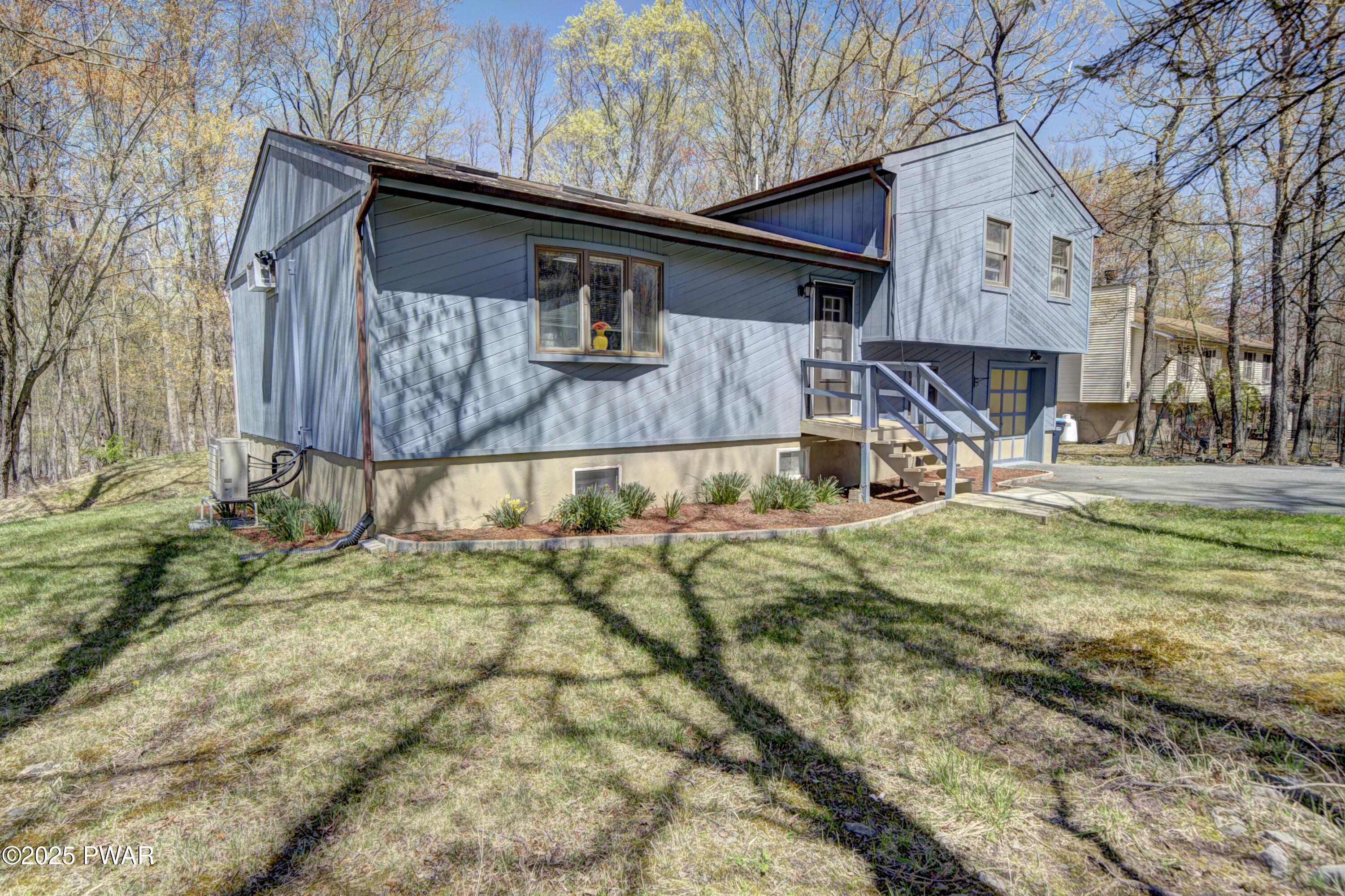 235 Oak Hill Road, Hawley, Pennsylvania image 2