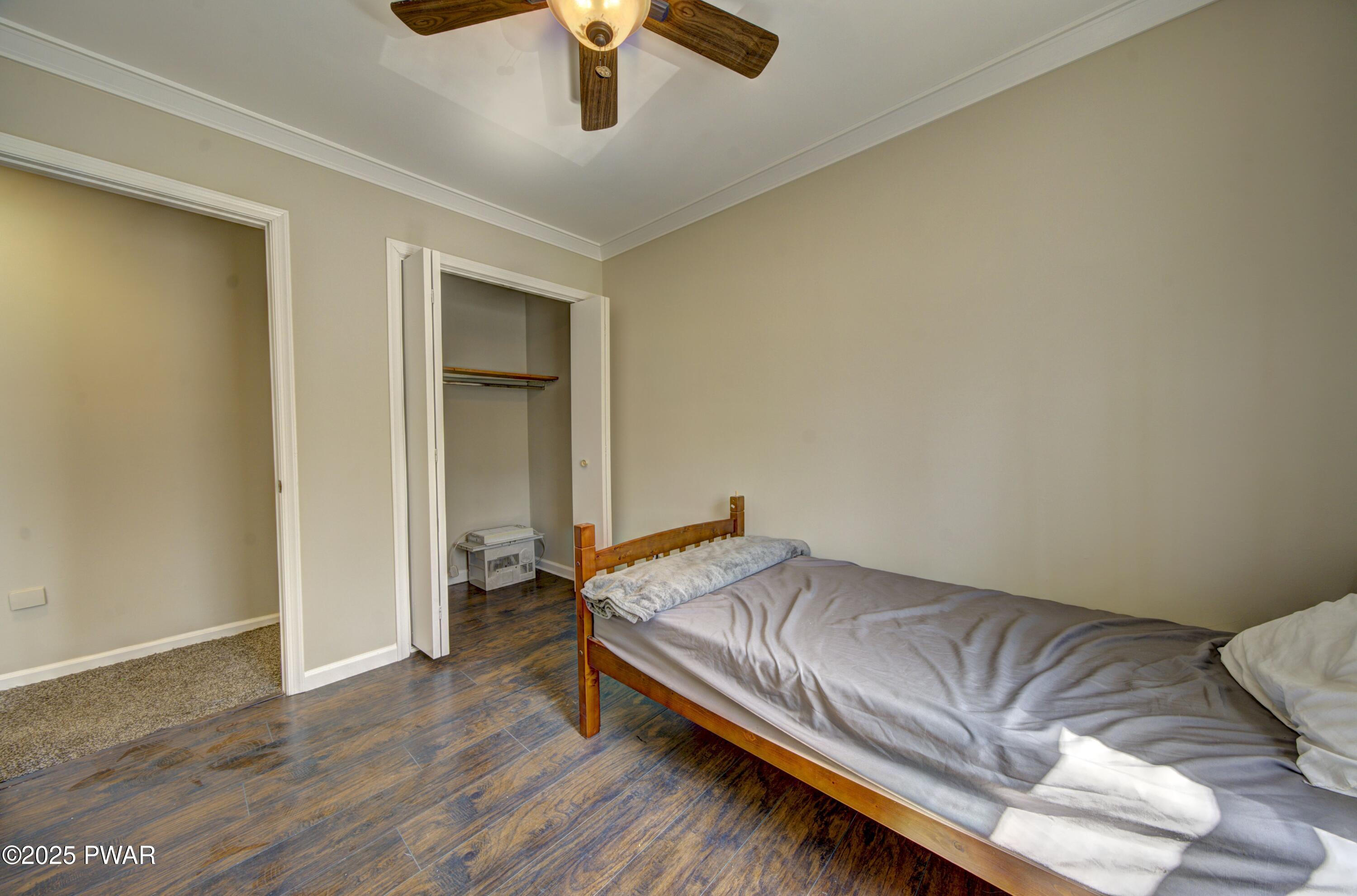 235 Oak Hill Road, Hawley, Pennsylvania image 32