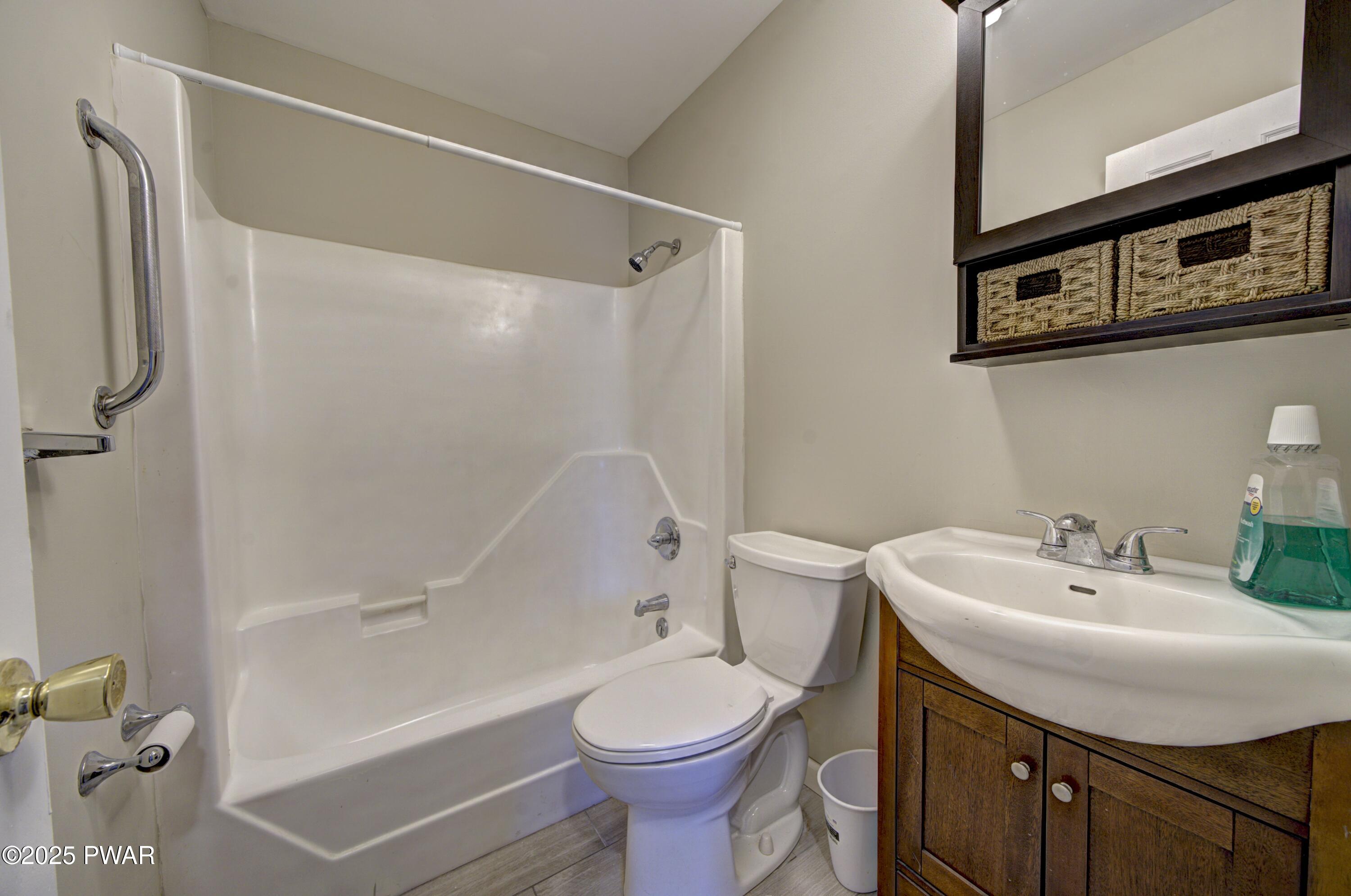 235 Oak Hill Road, Hawley, Pennsylvania image 36