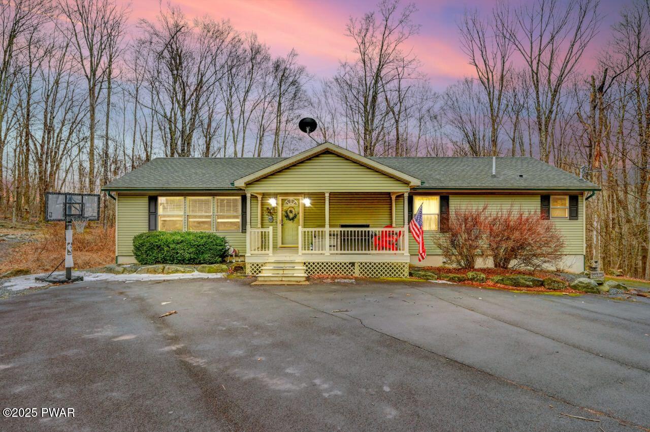 25 Boulder Court, Lake Ariel, Pennsylvania image 1