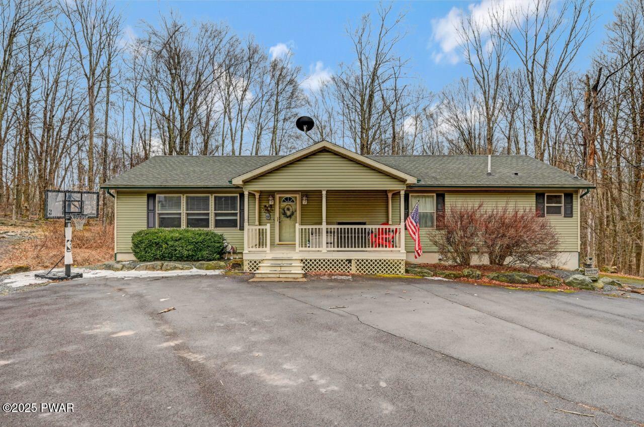 25 Boulder Court, Lake Ariel, Pennsylvania image 2