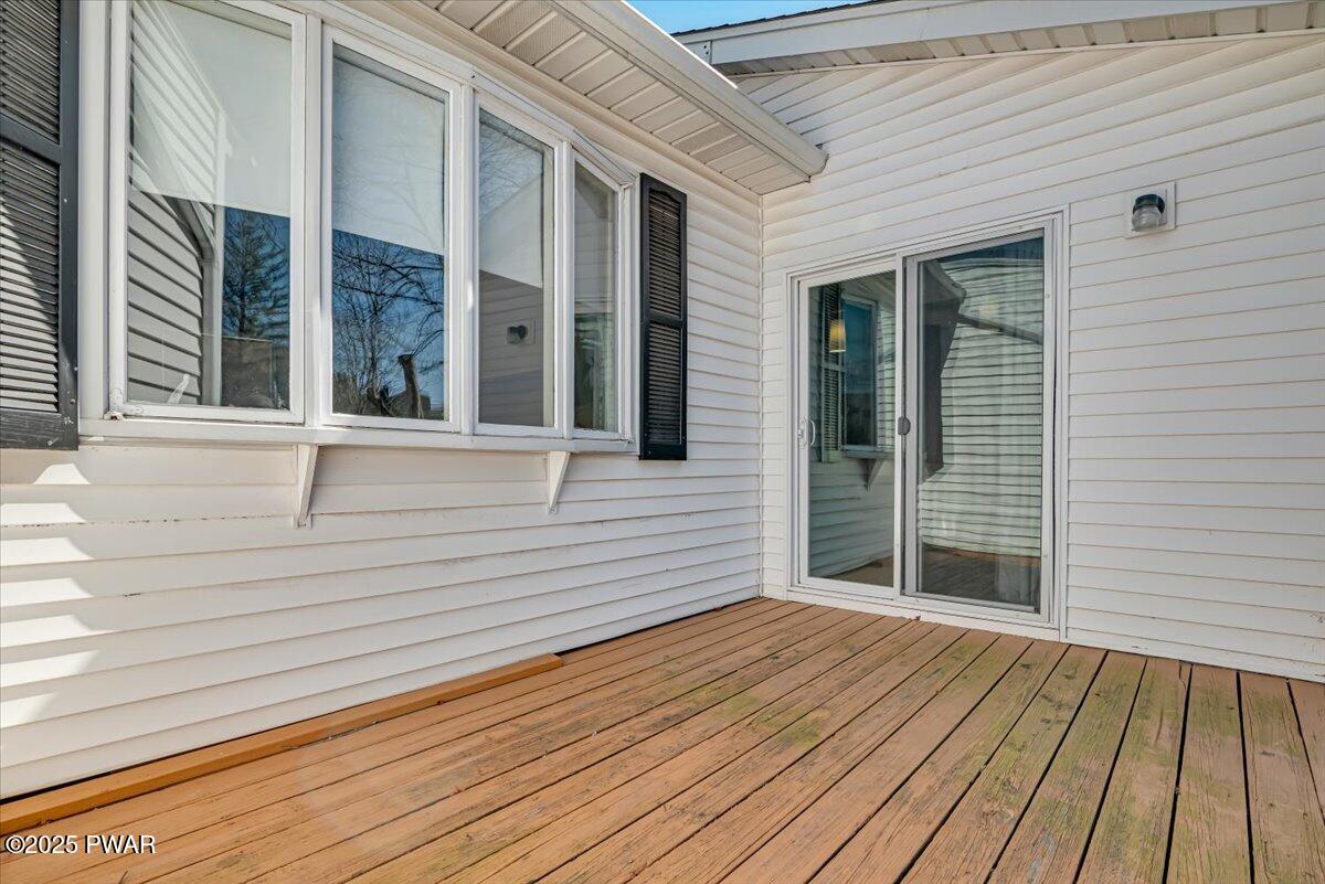 209 E Apple Alley, Milford, Pennsylvania image 36