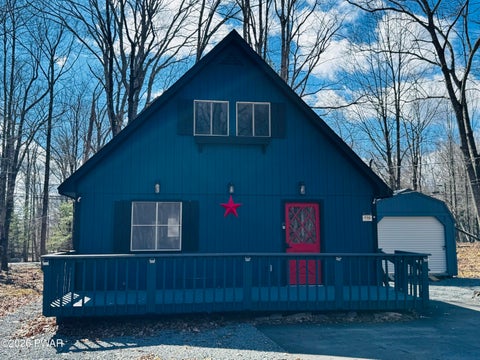 Homes For Sale - 116 Pine Knob Circle<br/> Pike County, Hawley, PA 18428