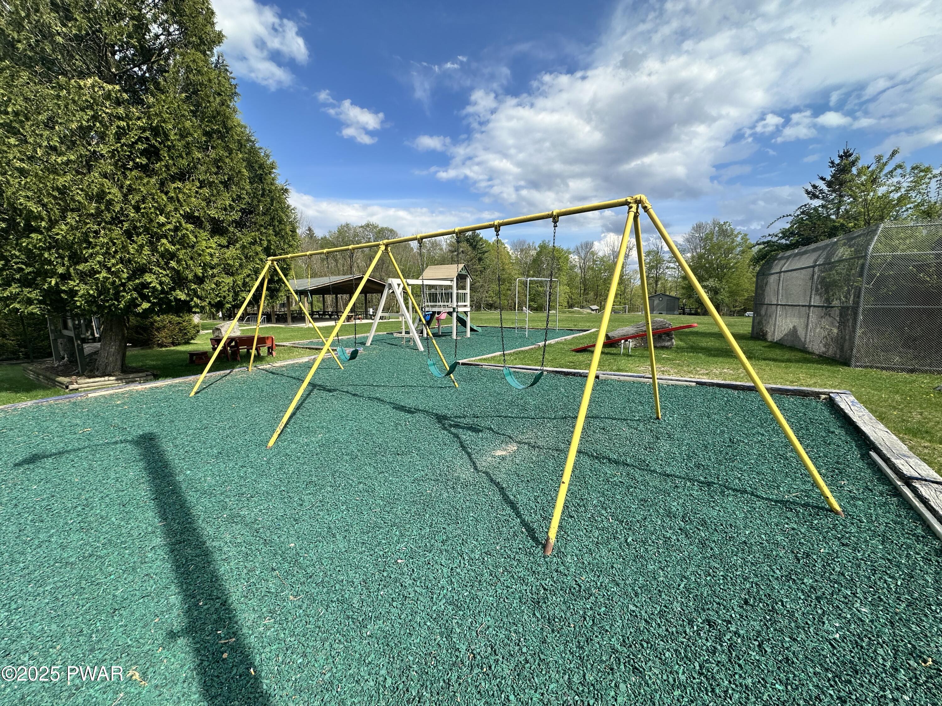 99 Ferris Road, Hawley, Pennsylvania image 28