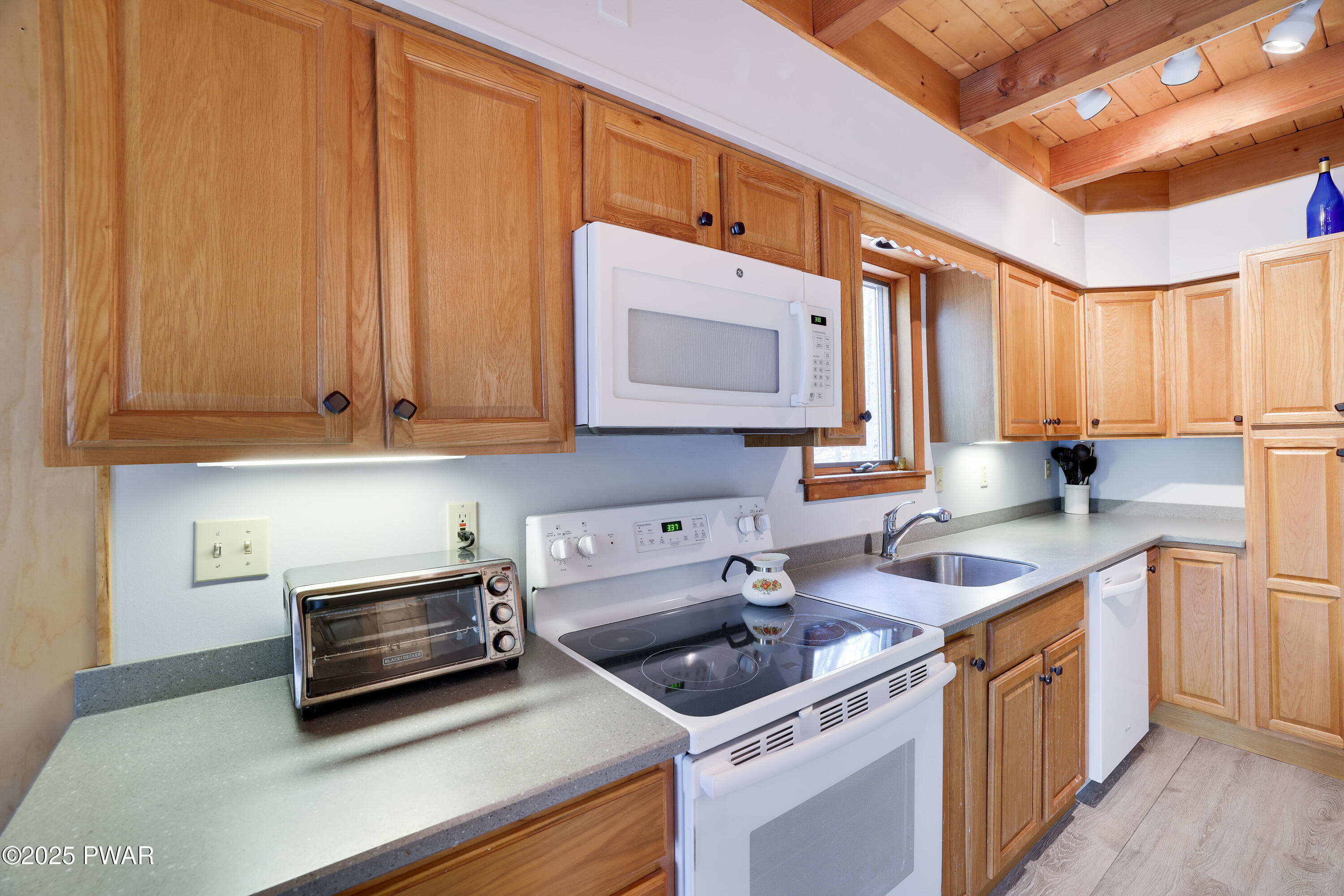 99 Ferris Road, Hawley, Pennsylvania image 11